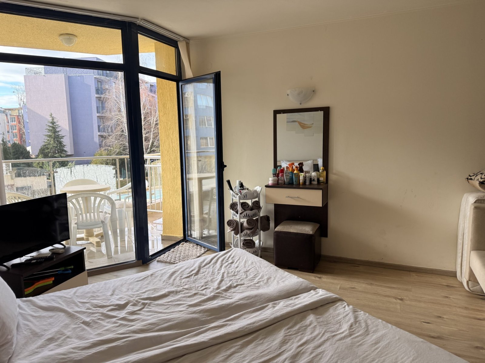 Studio-apartament tylko 300 m od plaży, położony w kompleksie Rainbow 1, w kurorcie Sonnenstrand, Bułgaria.