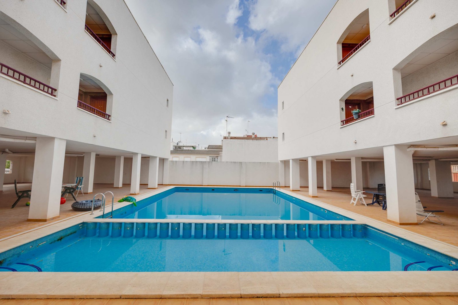 Słoneczne apartamenty, taras i wspólny basen, San Fulgencio