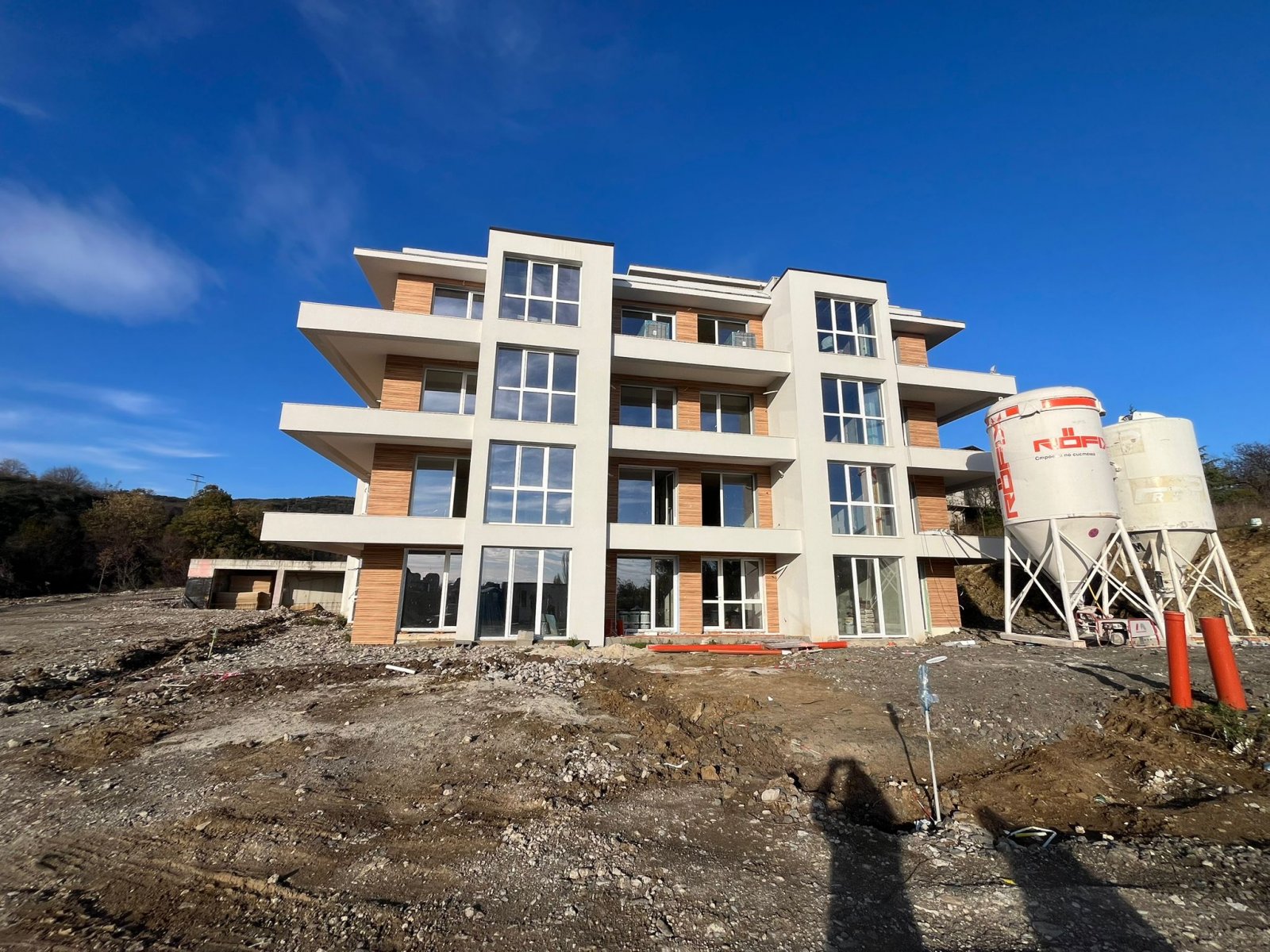 Wir bieten ein Studio in Sveti Vlas an! Neubau! Ratenzahlung möglich!