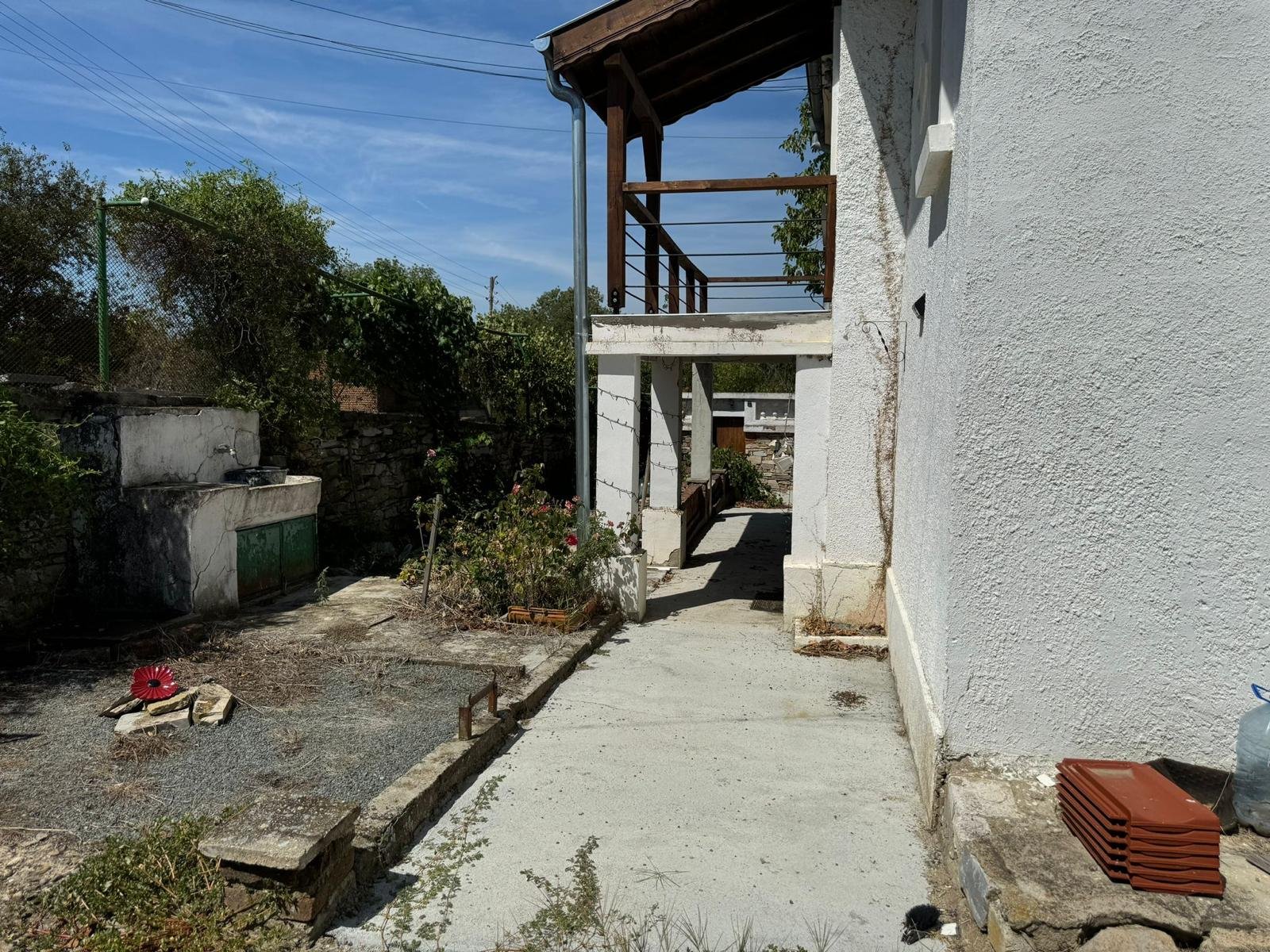 Haus mit großem Garten und Swimmingpool im Dorf Bistrets, Gemeinde Sredets.