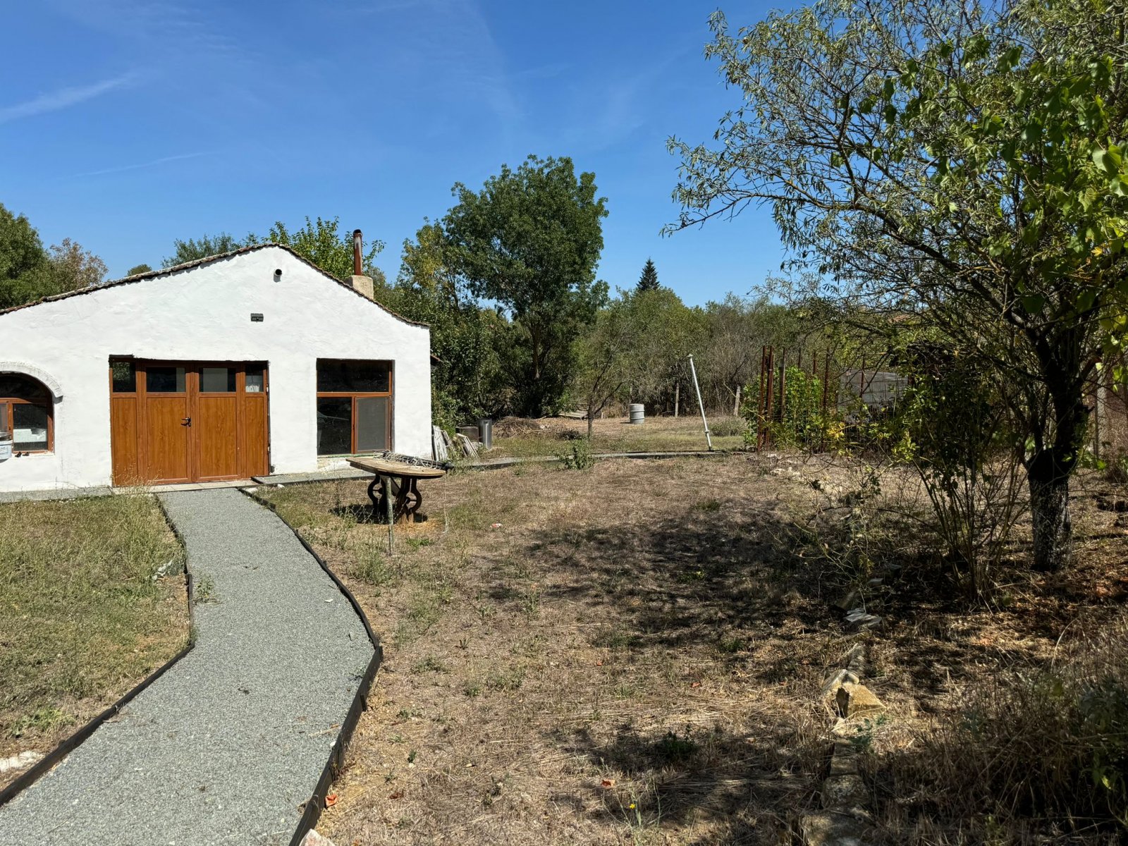 Haus mit großem Garten und Swimmingpool im Dorf Bistrets, Gemeinde Sredets.