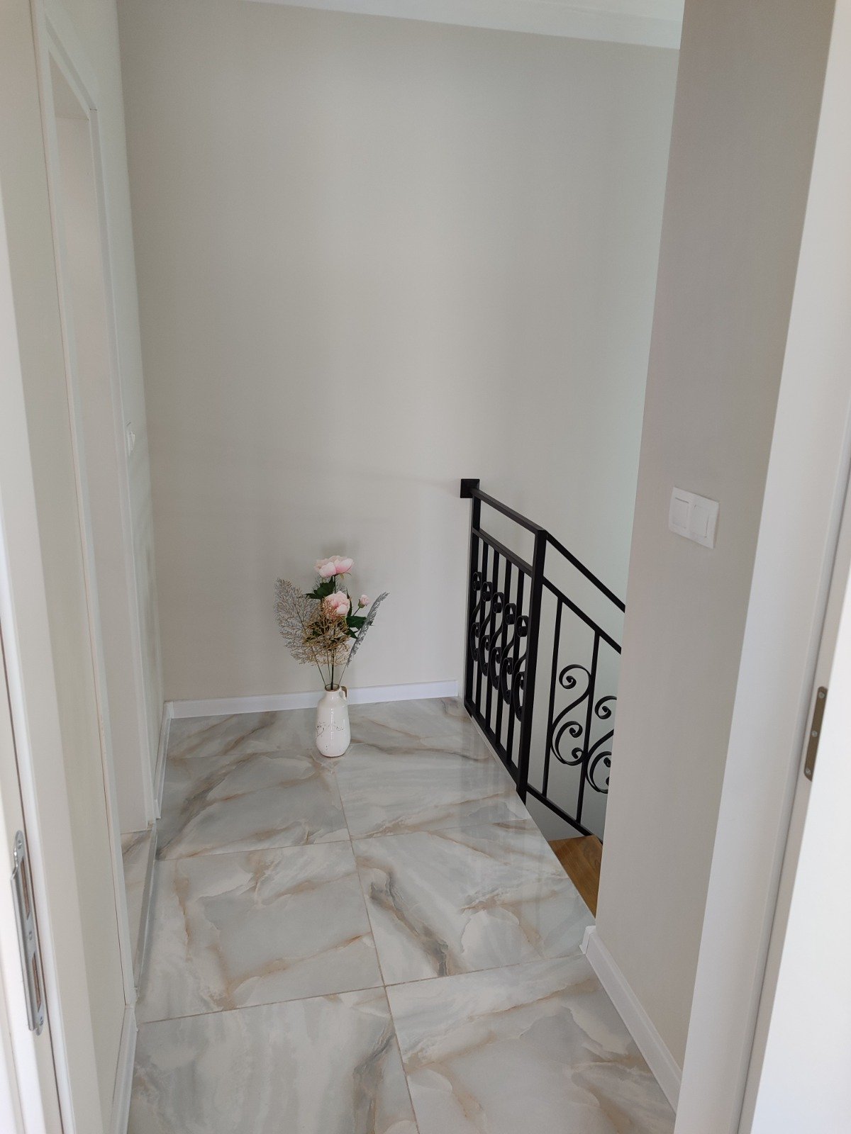 Wunderschöne 2-Zimmer-Maisonette-Wohnung im prestigeträchtigen Bellicity-Komplex, Ravda