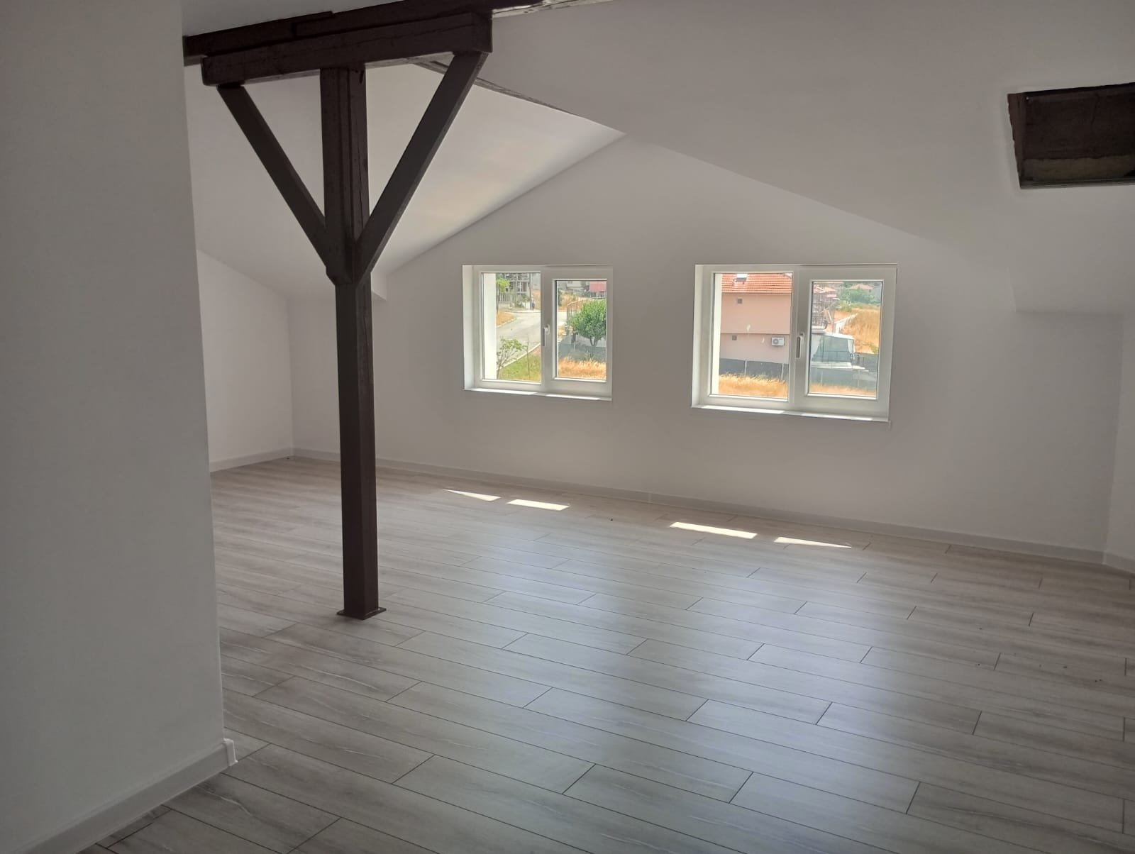 Wunderschönes dreistöckiges Haus mit herrlichem Meerblick in Kosharitsa (Neubau)