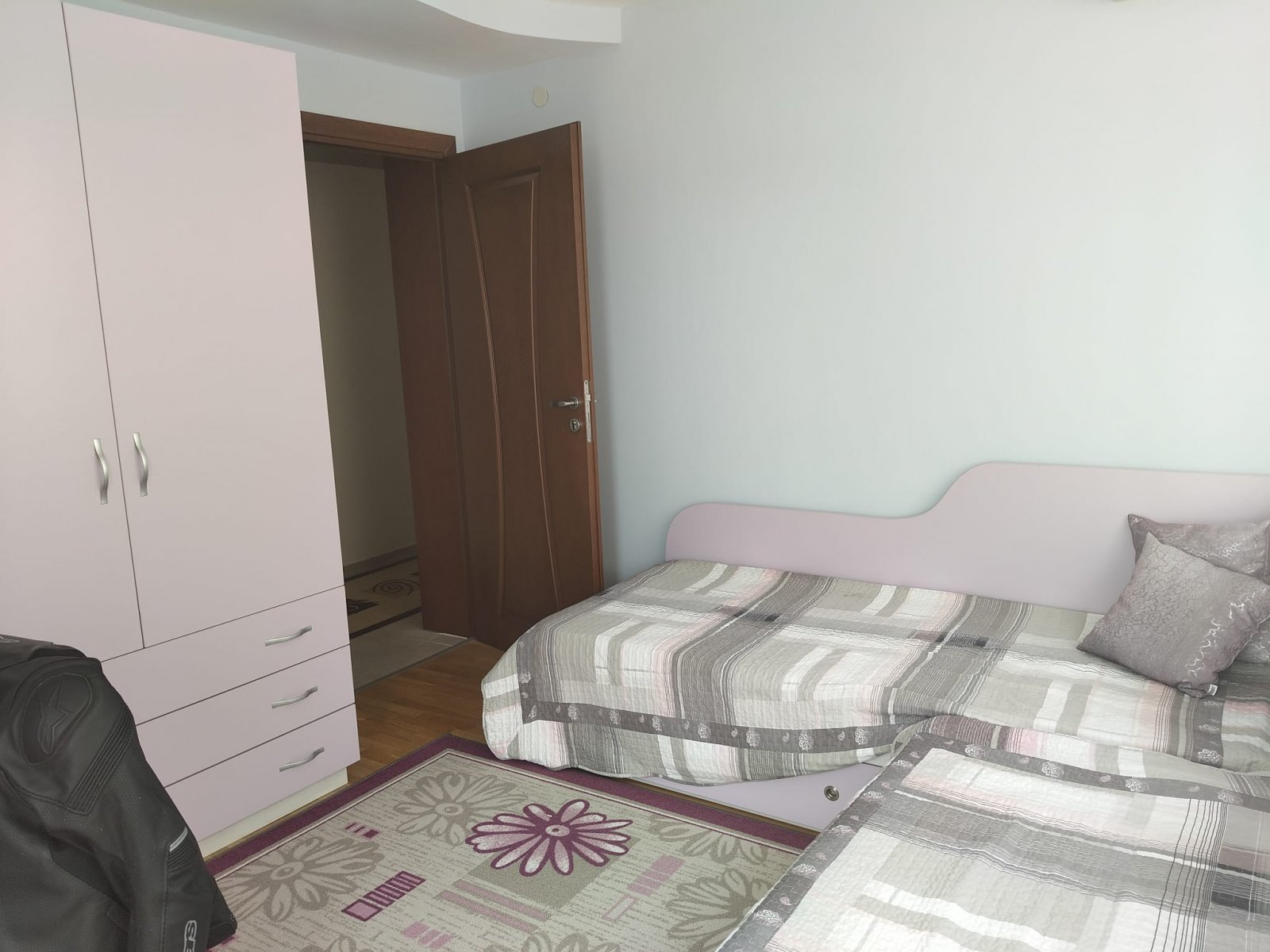 Großes Mehrfamilienhaus in Sveti Vlas mit Panoramablick auf das Meer