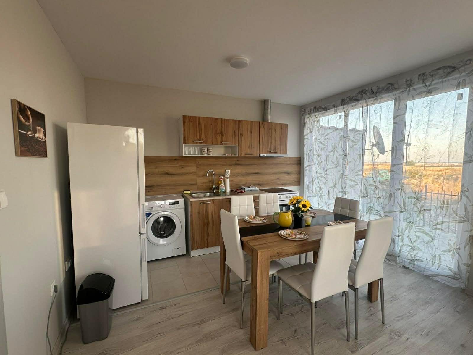 Neues eingeschossiges Haus mit Garten in der Nähe von Kableshkovo – keine Instandhaltungskosten