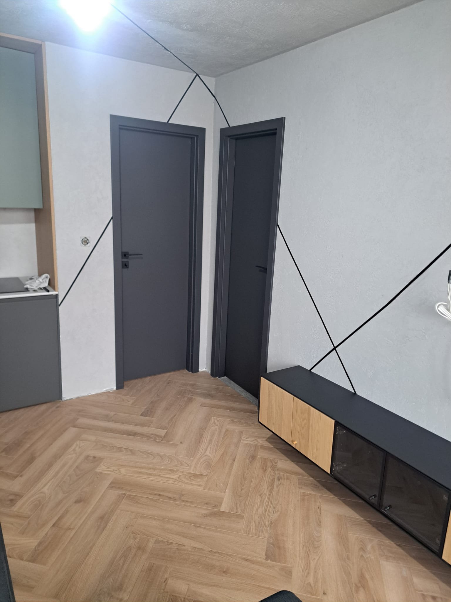 Na sprzedaż jednopokojowe mieszkanie w centrum Rawdy - bez opłat administracyjnych!