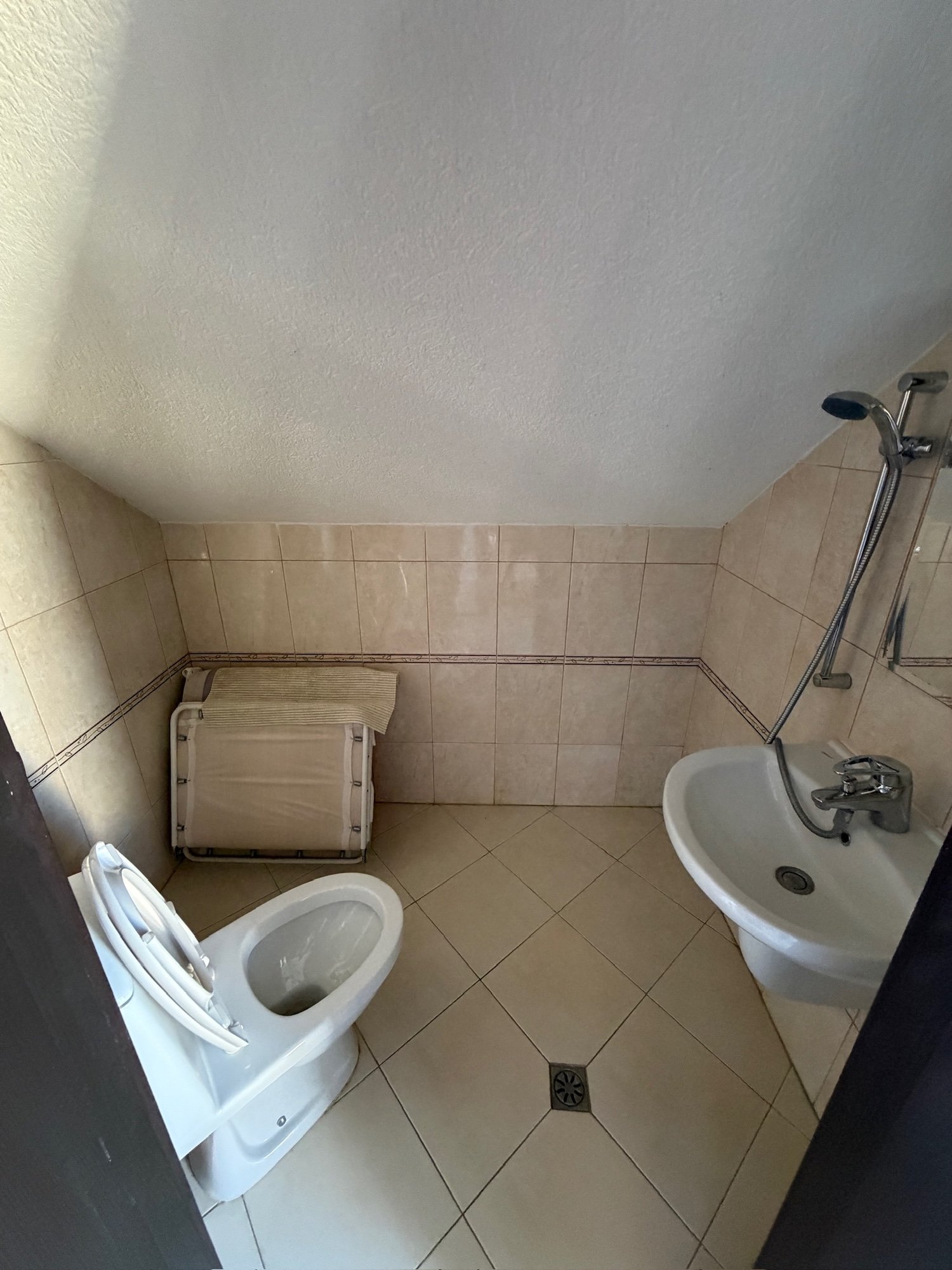 Dwupokojowy apartament typu duplex z panoramicznym widokiem na morze w Košaritsie