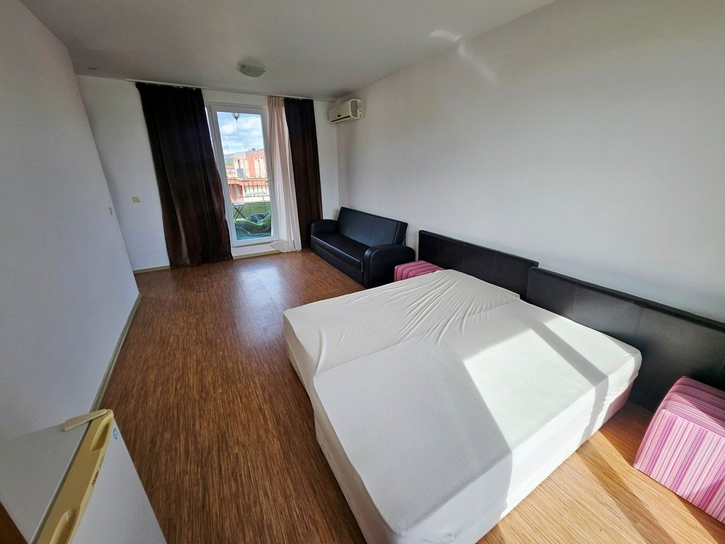 Przestronny penthouse z 3 sypialniami i dużym tarasem w Sunny View Central