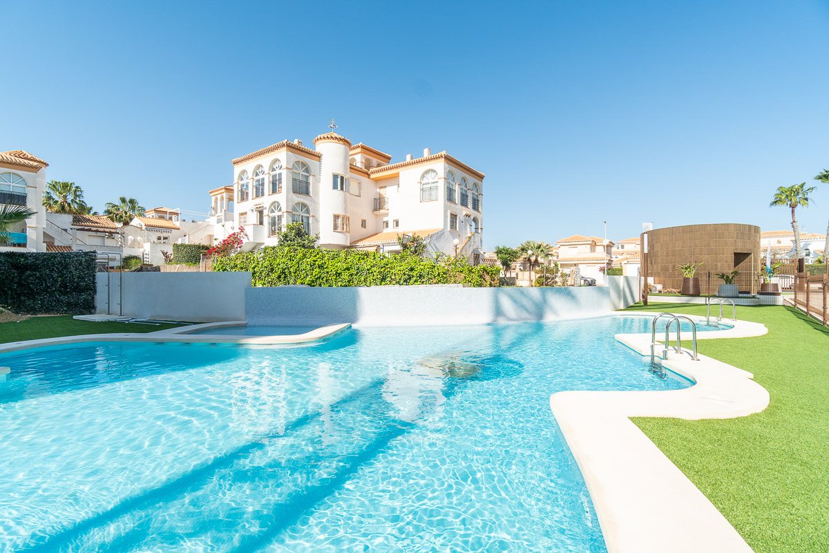 Ekskluzywne apartamenty 0,5 km od morza z basenem, Orihuela Costa