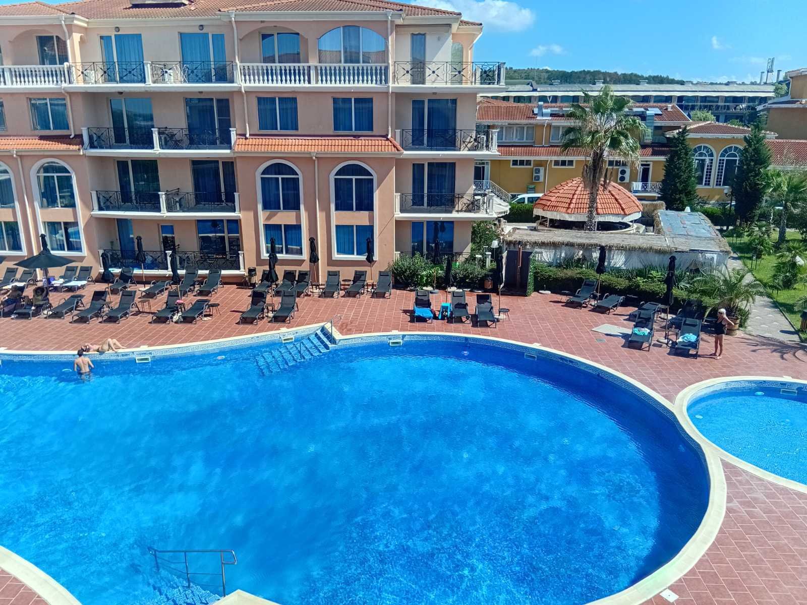 2-pokojowe mieszkanie w pierwszej linii w kompleksie Hacienda Beach, Sozopol, Bułgaria