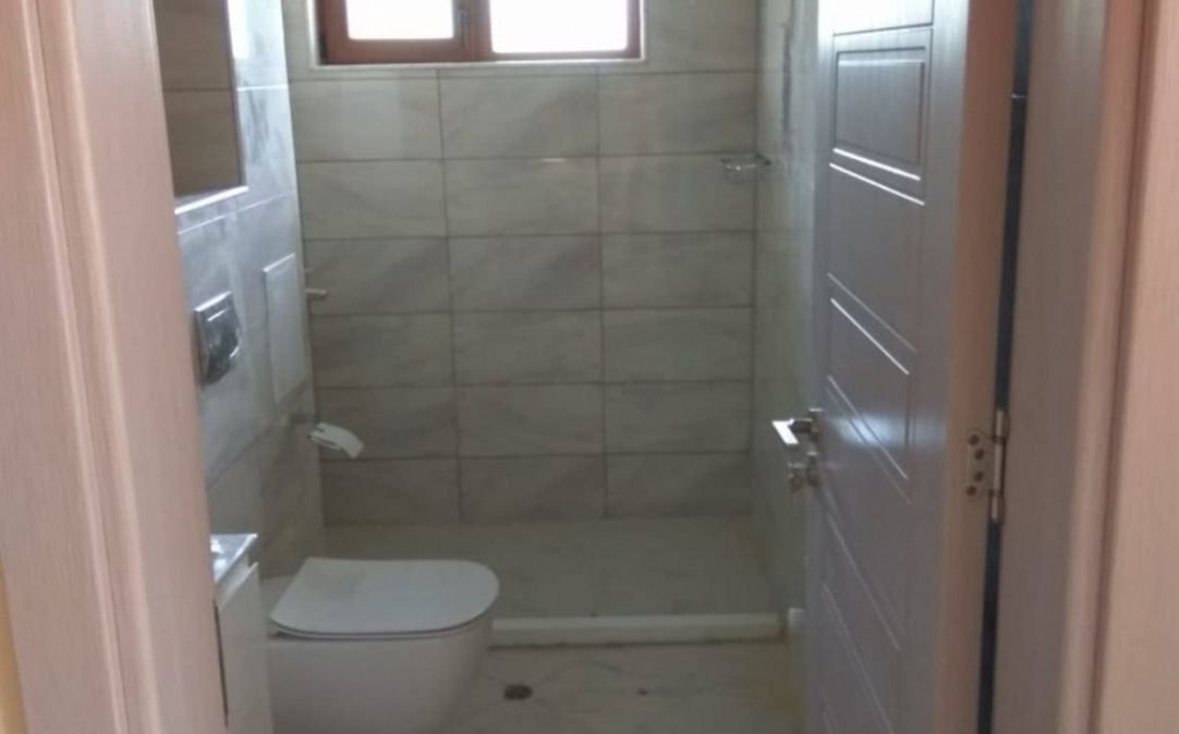 Hojny dom (370 m²) na działce z własnymi winnicami w wiosce Detelina, region Warna, Bułgaria na sprzedaż