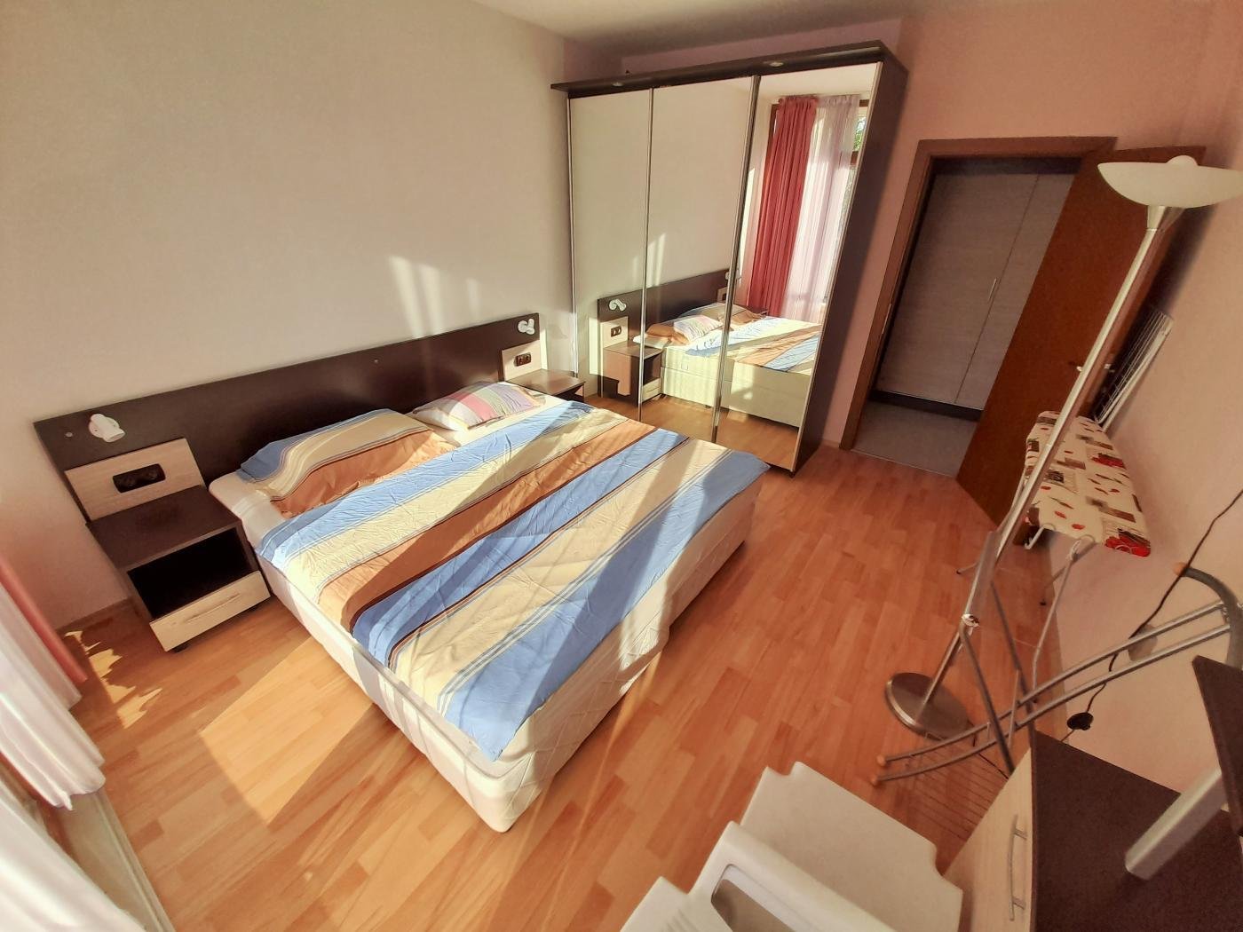 Przestronne mieszkanie z 3 pokojami o powierzchni 75 m² w kompleksie Eden, Słoneczny Brzeg