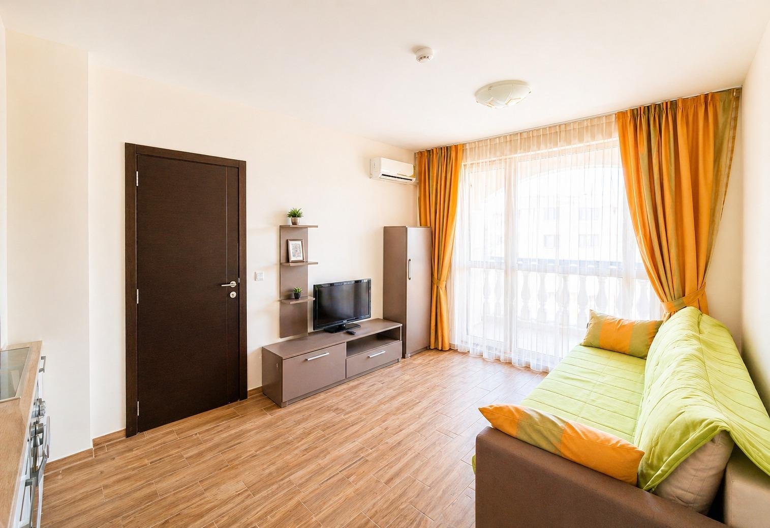 2-pokojowe mieszkanie z widokiem na basen w kompleksie Cascadas, Sunny Beach