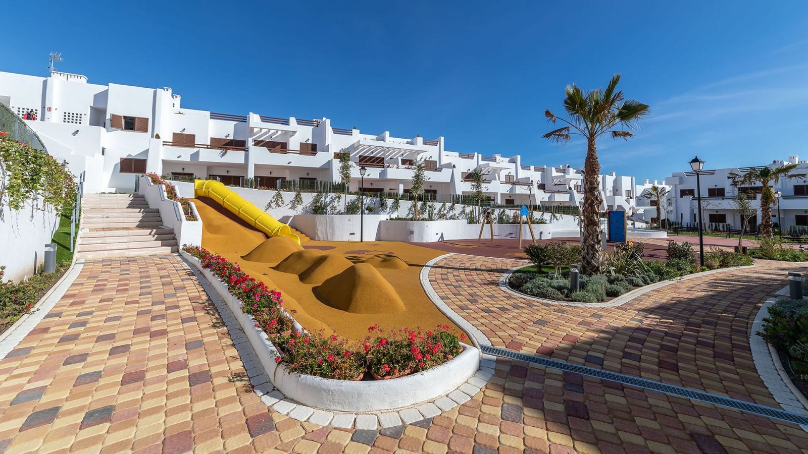 Luksusowa willa przy plaży w Los Nardos, Almería