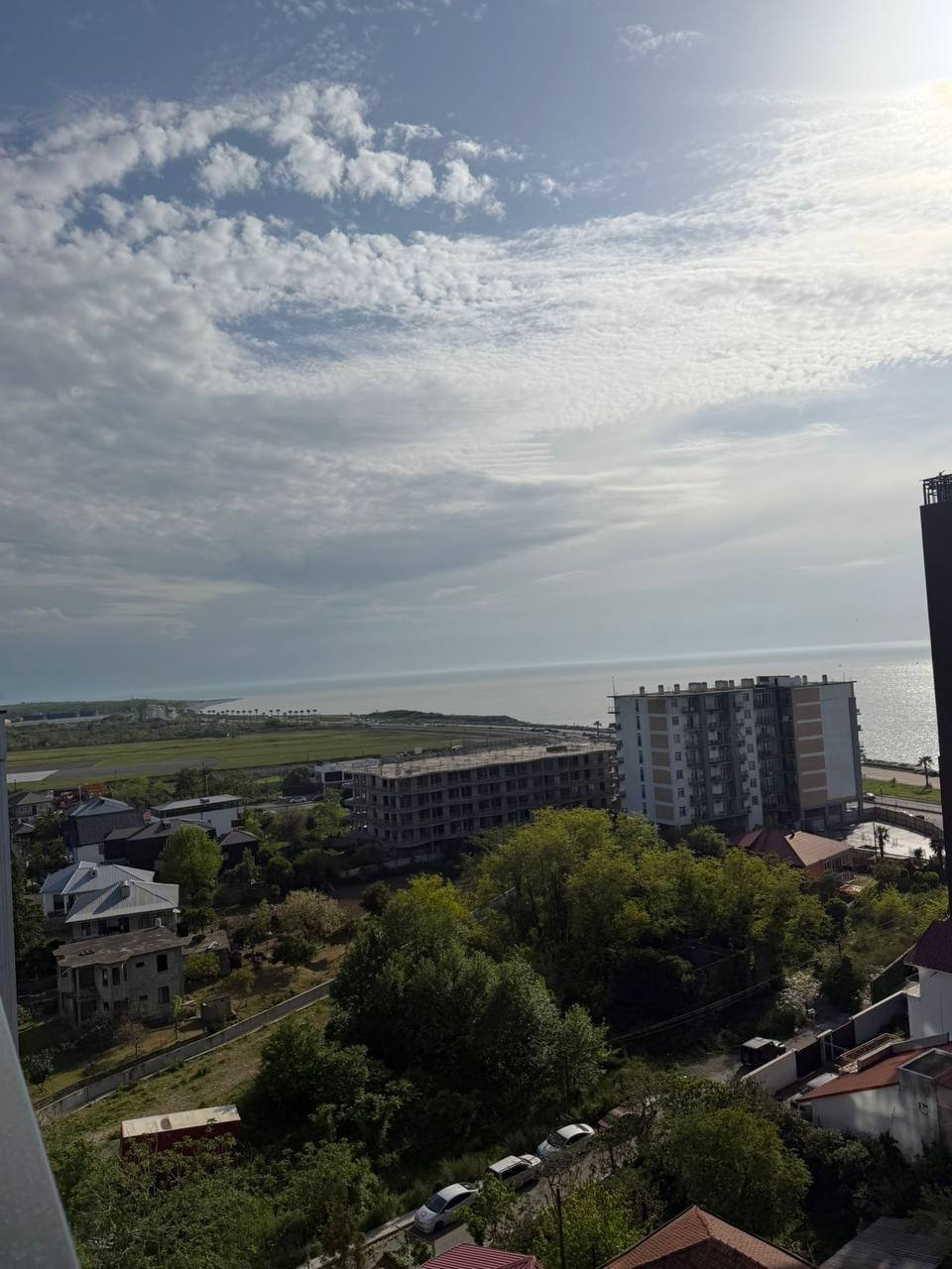 Jasne, odnowione studio w Batumi, Gruzja, z pięknym widokiem na morze i zieleń