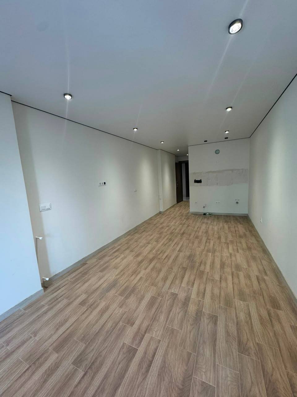 Przestronne studio w Batumi, Gruzja – praktyczny układ i korzystna lokalizacja