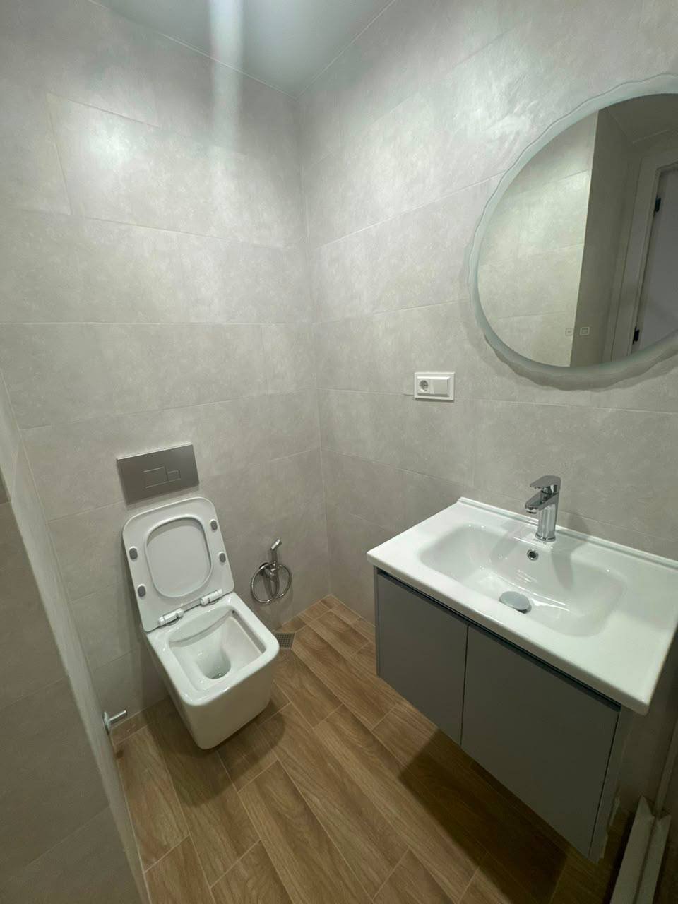 Przestronne studio w Batumi, Gruzja – praktyczny układ i korzystna lokalizacja