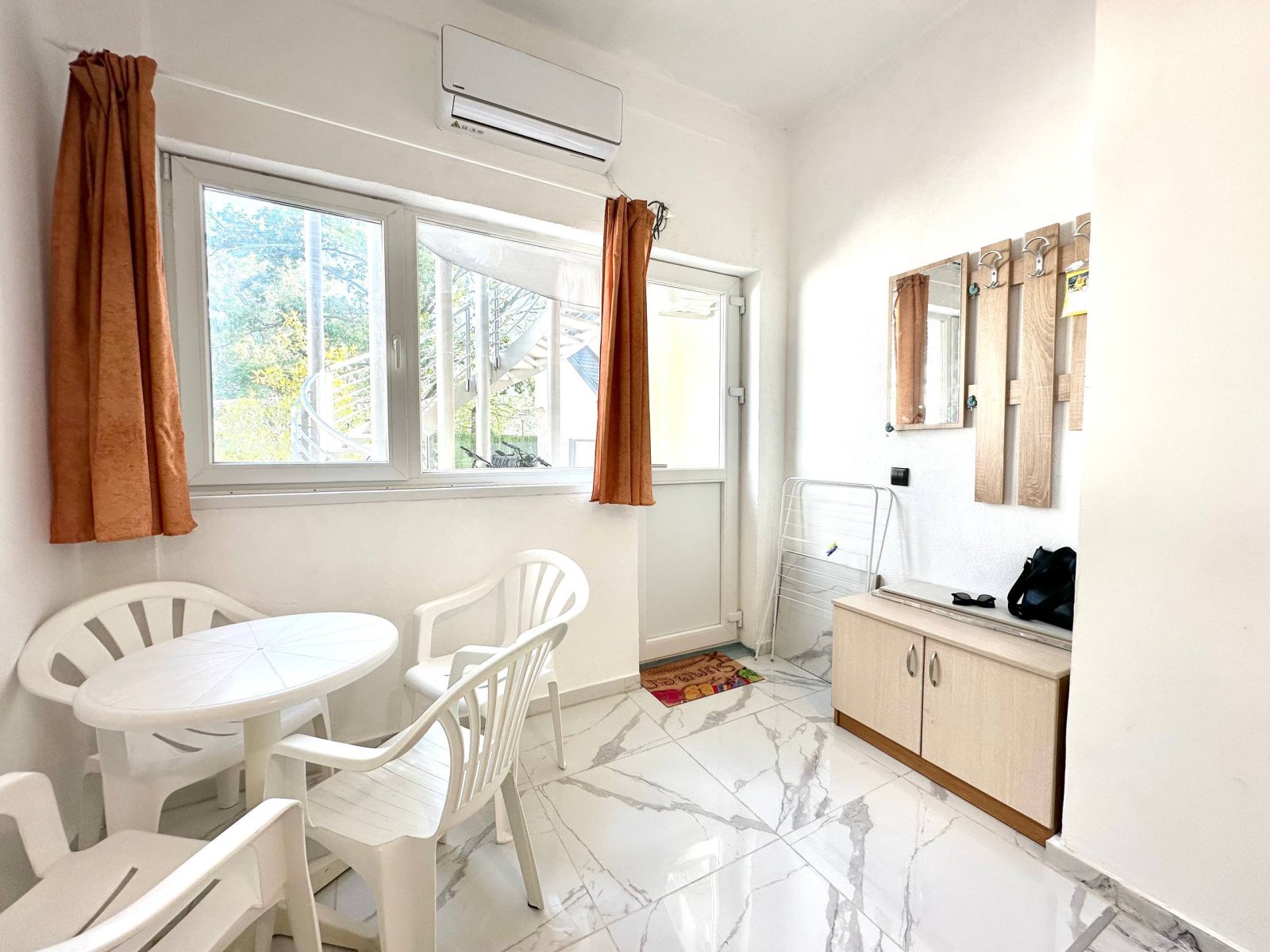 Nowoczesne studio w Sol e Mar z basenem – Sunny Beach