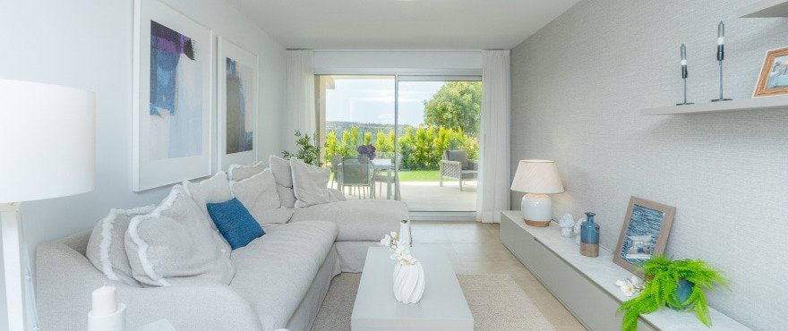 Exklusives Apartment in einer luxuriösen Anlage im Herzen der Costa del Sol, direkt neben einem renommierten Golfplatz