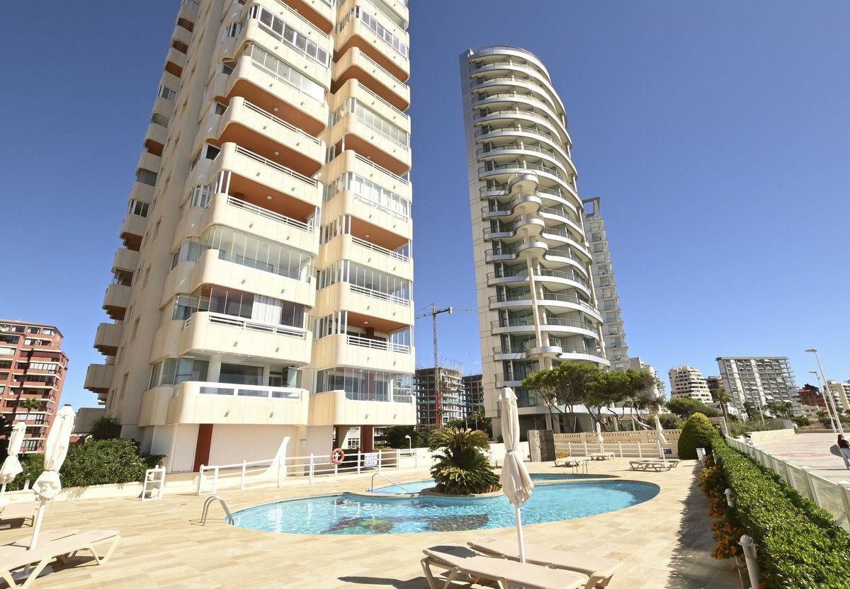 Direkt am Meer! Gemütliches Apartment mit traumhaftem Ausblick, nur wenige Schritte vom Strand La Mata entfernt.