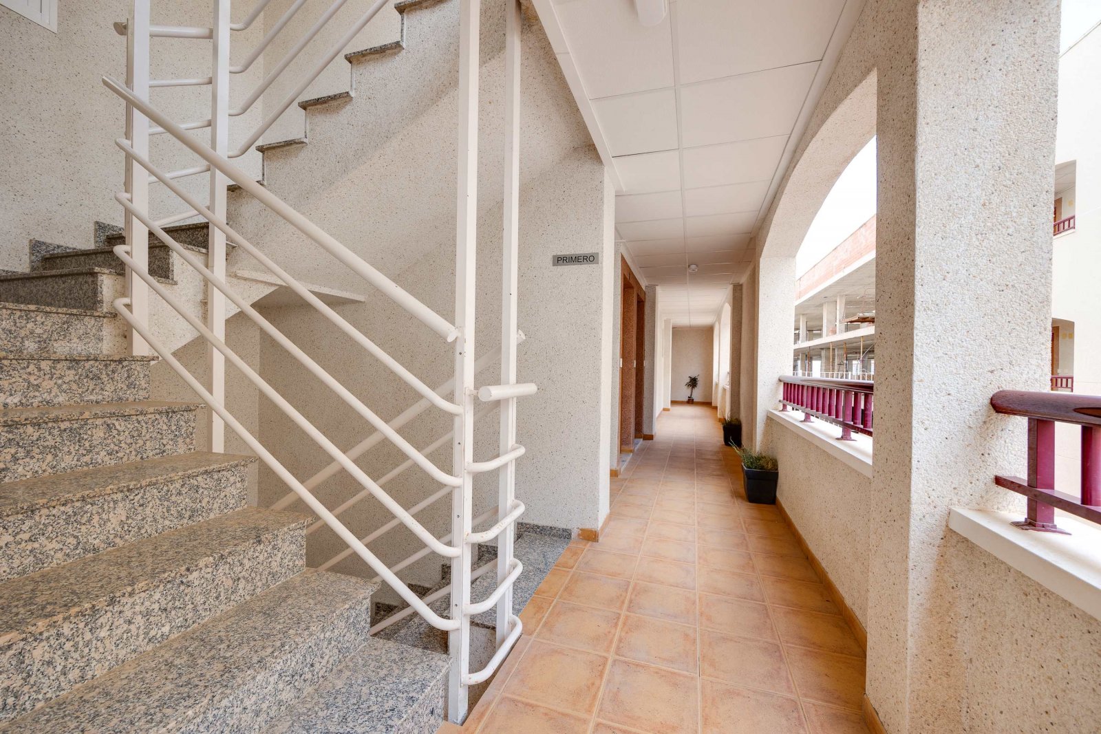 Nowoczesny apartament z 3 sypialniami, przestronnym tarasem i basenem, San Fulgencio, Hiszpania