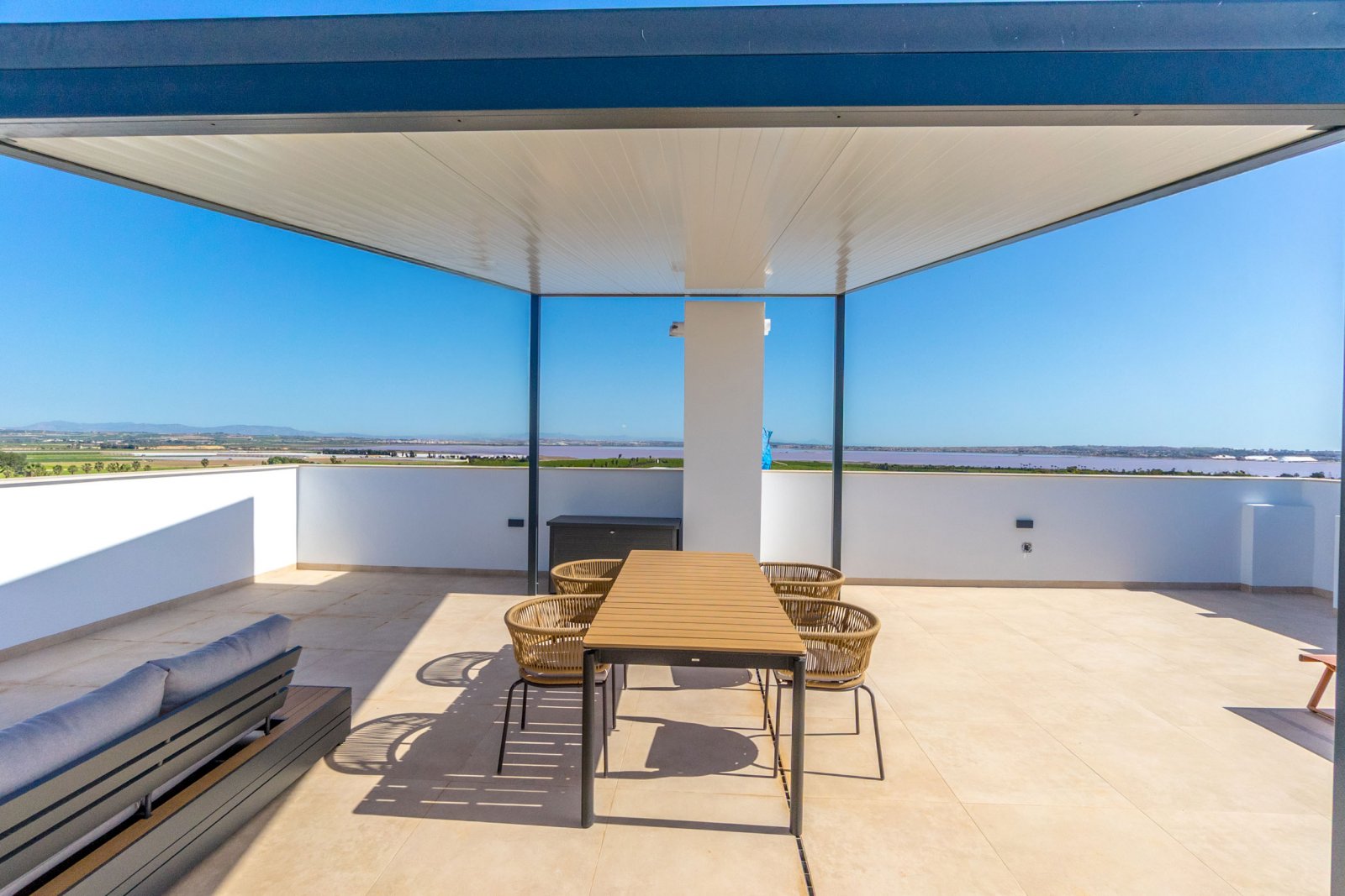 Nowoczesny bungalow, 4 km od morza, ze wspólnym basenem, Torrevieja