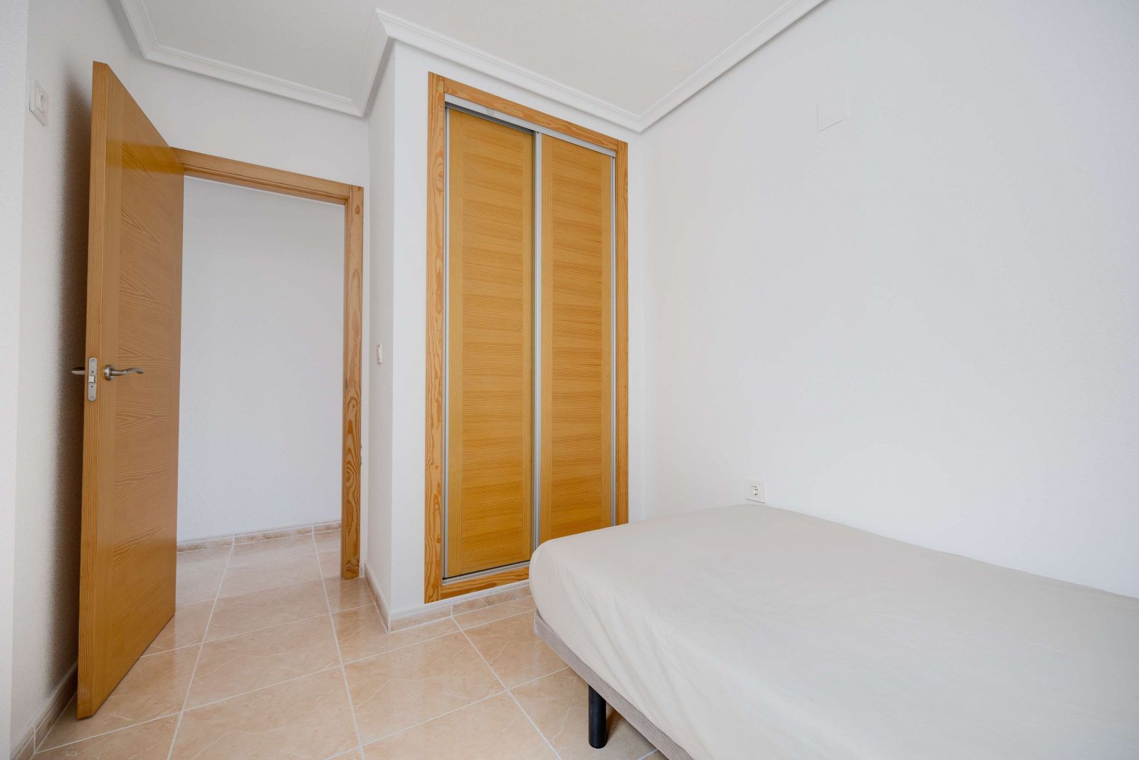 Nowoczesny apartament z 3 sypialniami, basenem i tarasem, San Fulgencio, Hiszpania