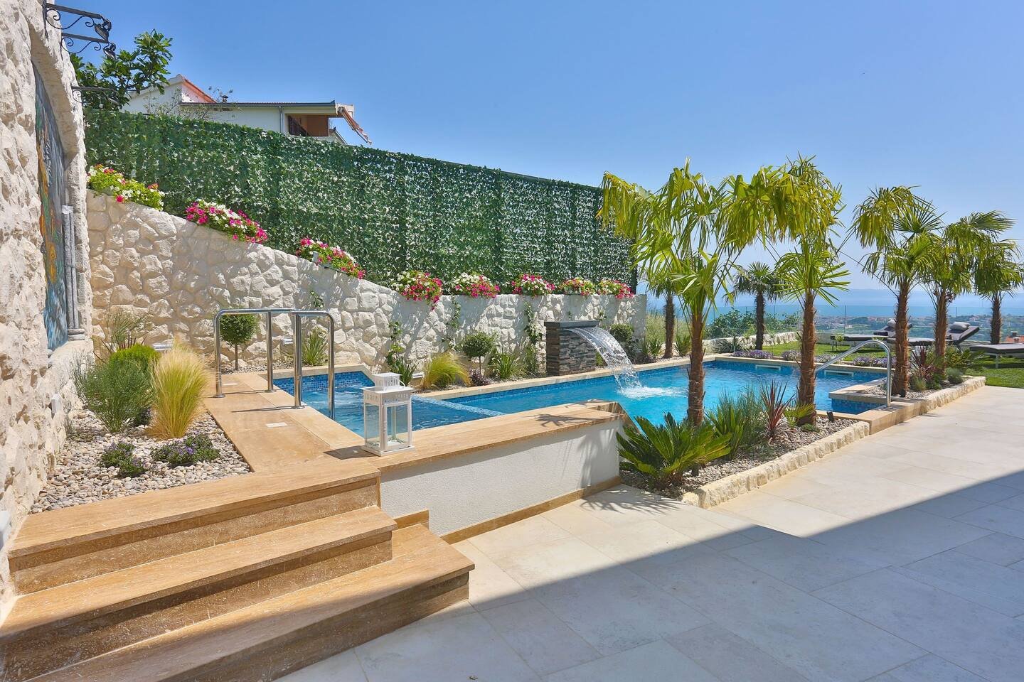 Designvilla, Wellnessbereich, Pool und Panoramablick Kučine Split