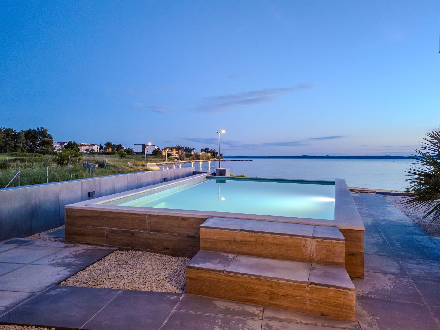 Luksusowy penthouse na pierwszej linii brzegowej z widokiem na morze, Privlaka, Chorwacja