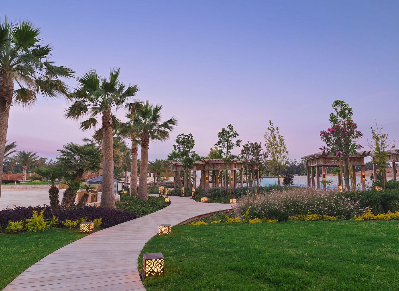 Luxuriöses Apartment mit vier Schlafzimmern direkt neben dem renommiertesten Golfclub in Limassol
