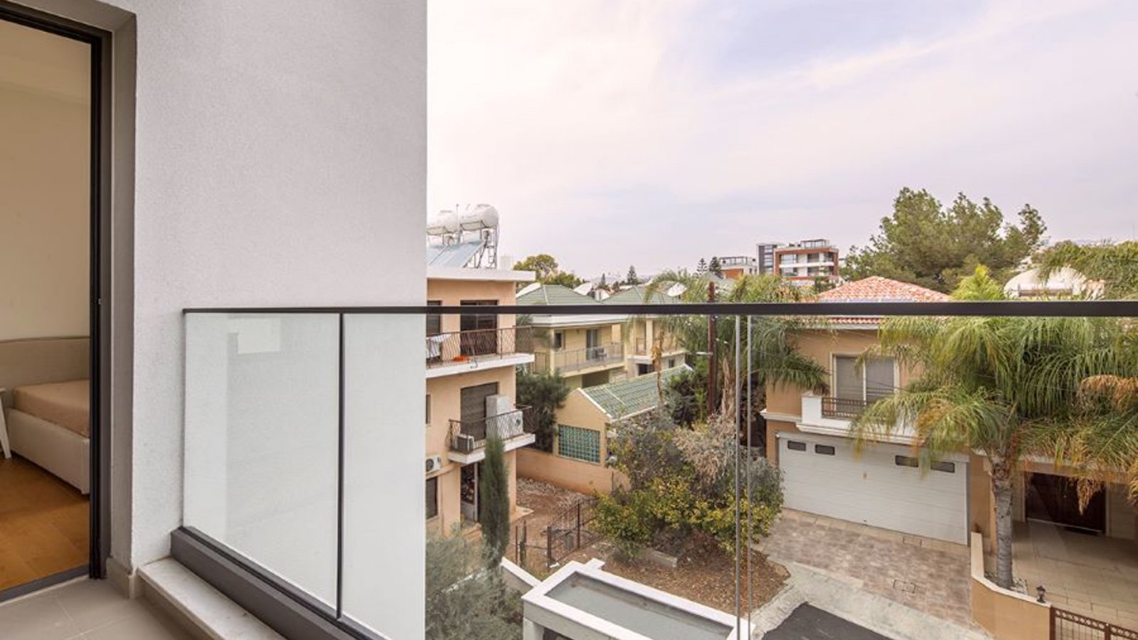 Luksusowy apartament z trzema sypialniami, nad morzem i w parku Dasoudi, Limassol