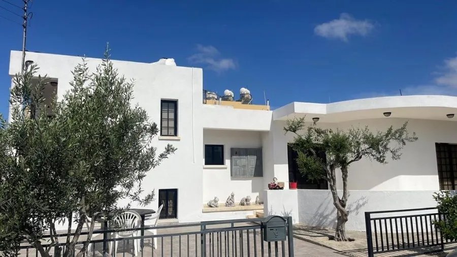 Wolnostojąca willa w Geroskipou, Pafos