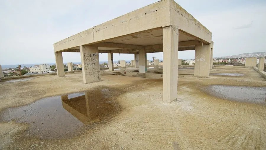 Projekt w Kisonerza, Pafos
