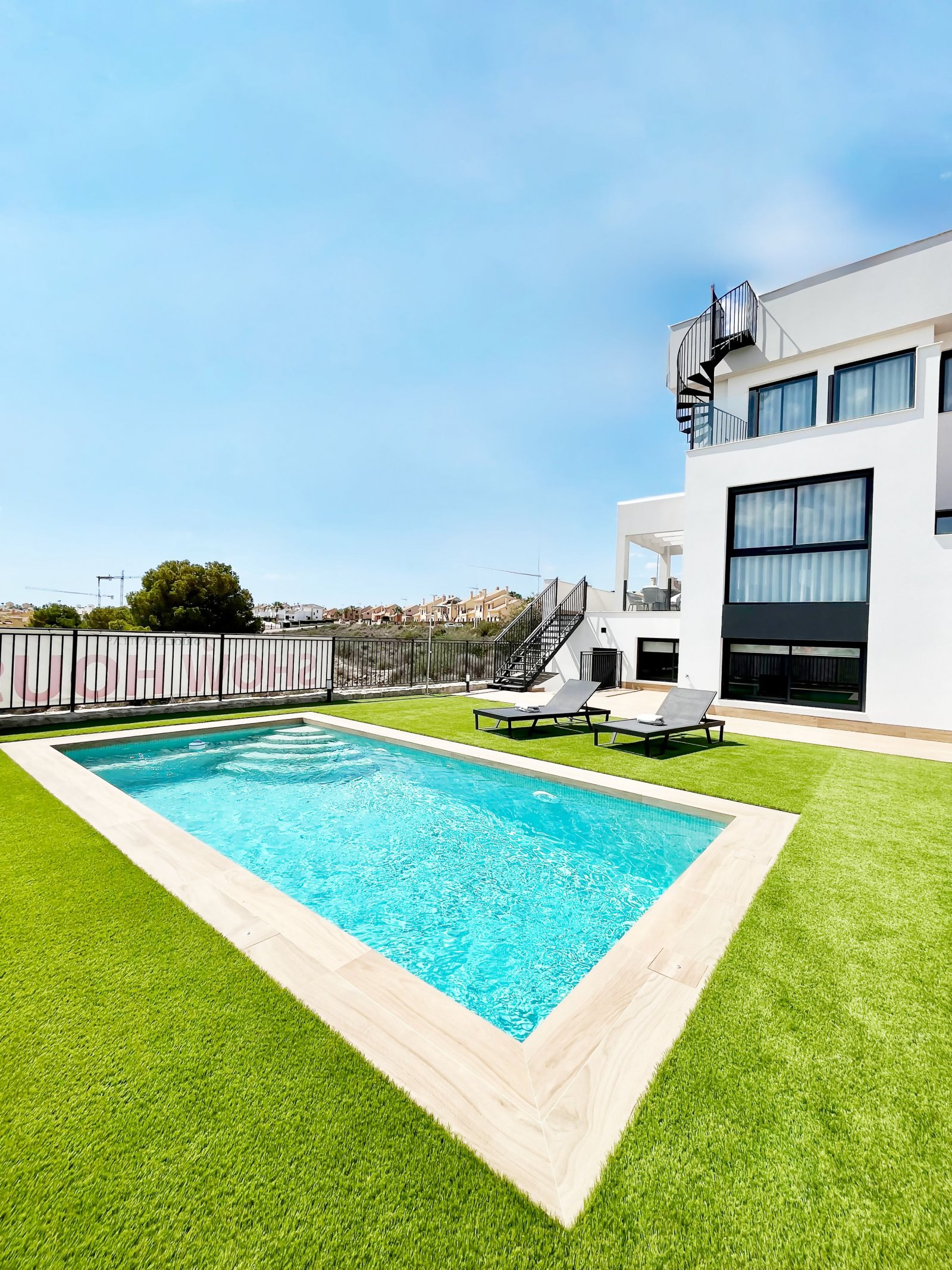 Ekskluzywna willa przy polu golfowym La Finca Golf, Alicante