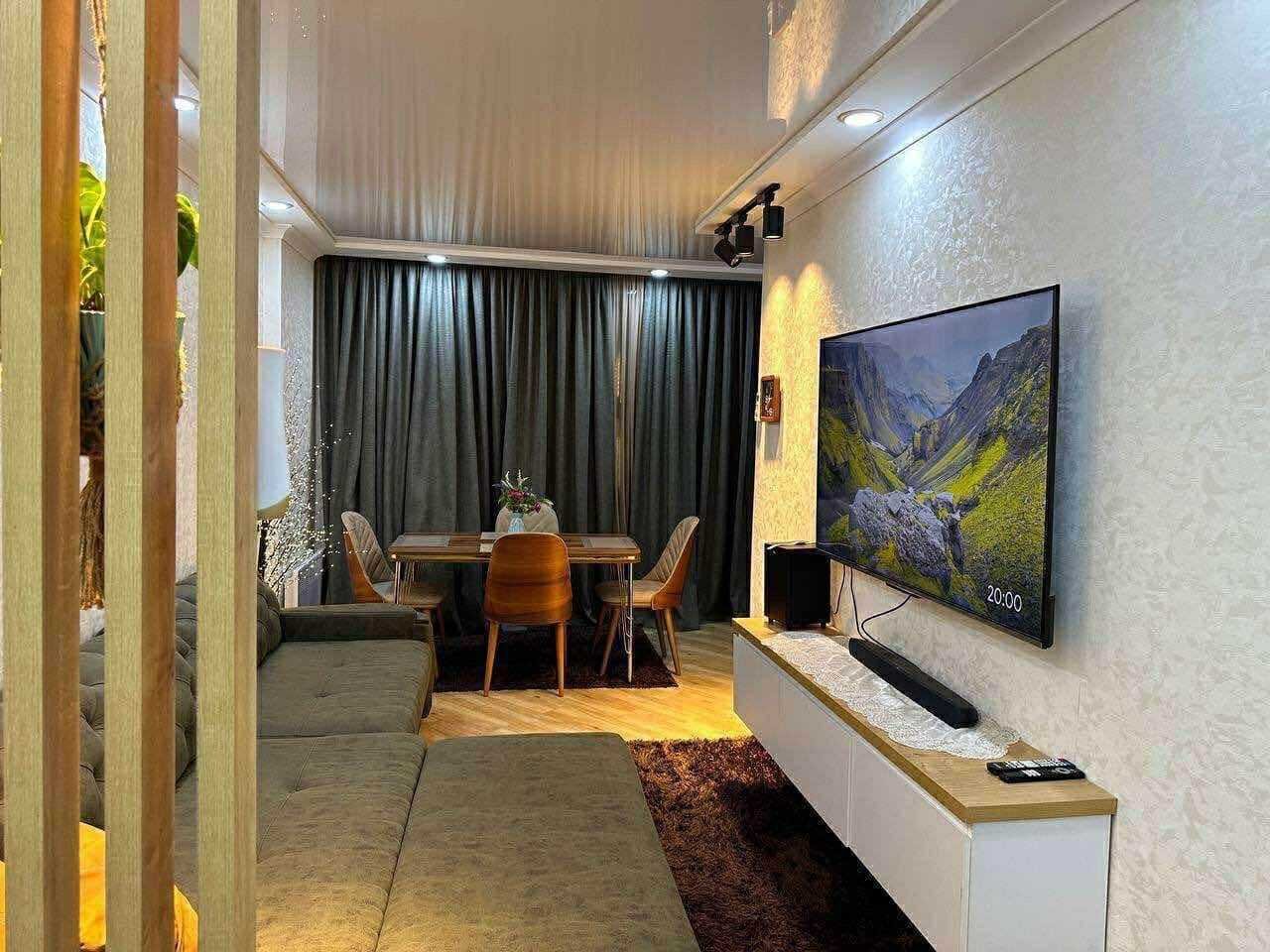 Widok na Batumi – Mieszkanie z 2 pokojami, umeblowane, w Batumi, Gruzja – widok na morze i pierwsza linia brzegowa
