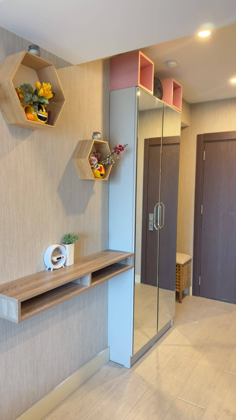 Jasne studio z widokiem na morze i park w Orbi Beach Tower, Batumi, Gruzja – w pełni umeblowane mieszkanie blisko plaży