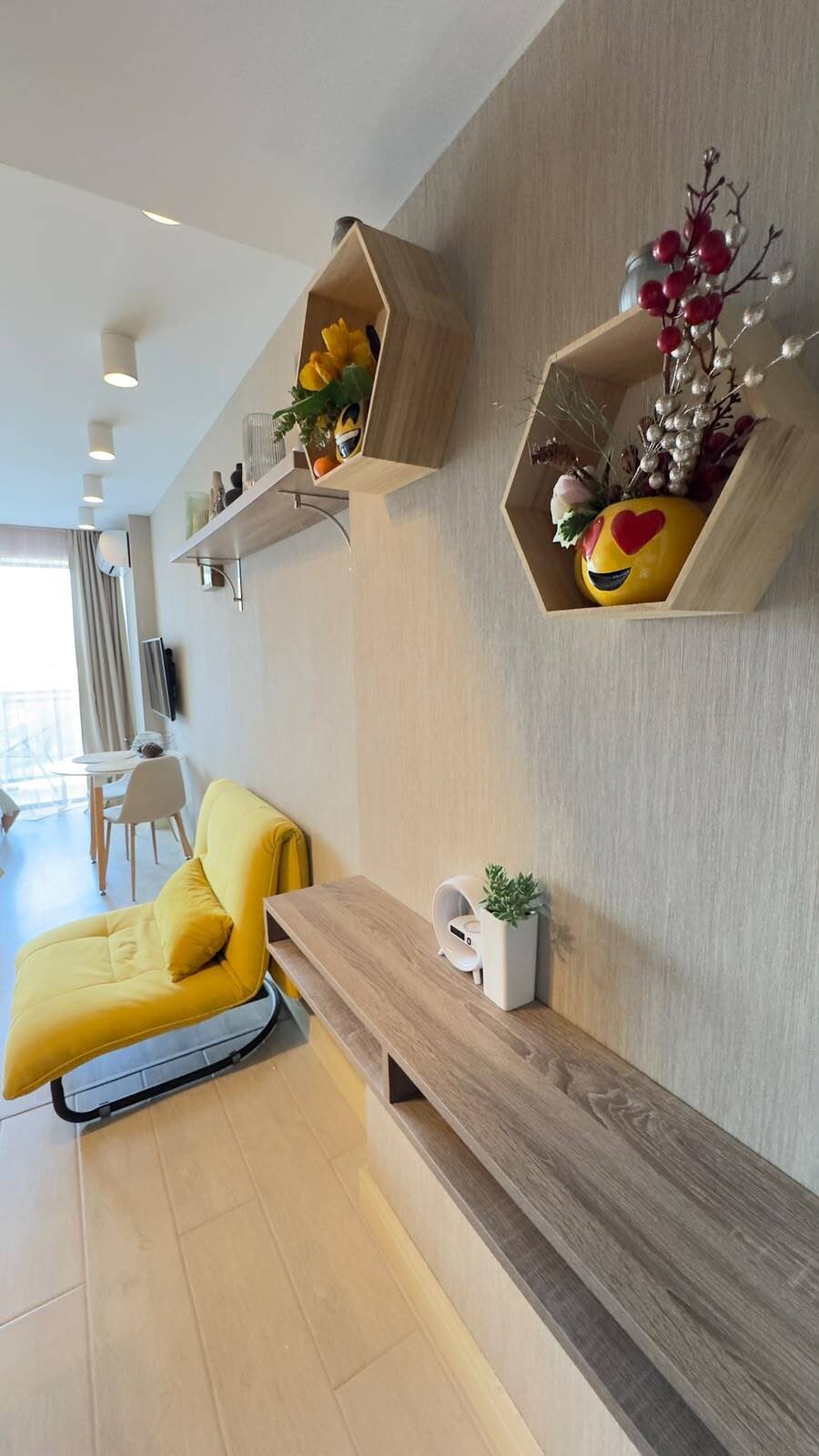 Jasne studio z widokiem na morze i park w Orbi Beach Tower, Batumi, Gruzja – w pełni umeblowane mieszkanie blisko plaży