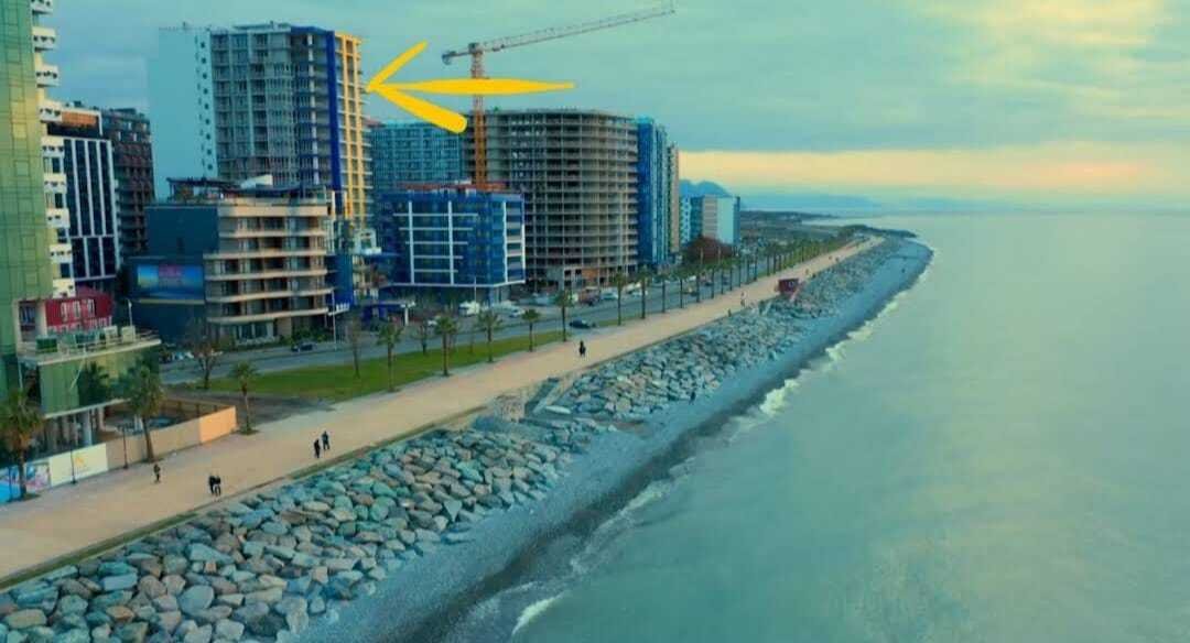Nowe jednopokojowe mieszkanie z widokiem na morze w Batumi, Gruzja – rezydencja przy samej linii brzegowej w Palms Residence