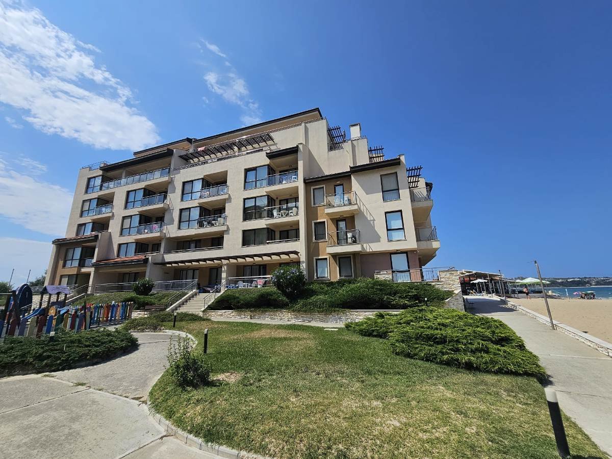 4-pokojowe mieszkanie z widokiem na morze i basen w kompleksie Obzor Beach Resort, Obzor, Bułgaria