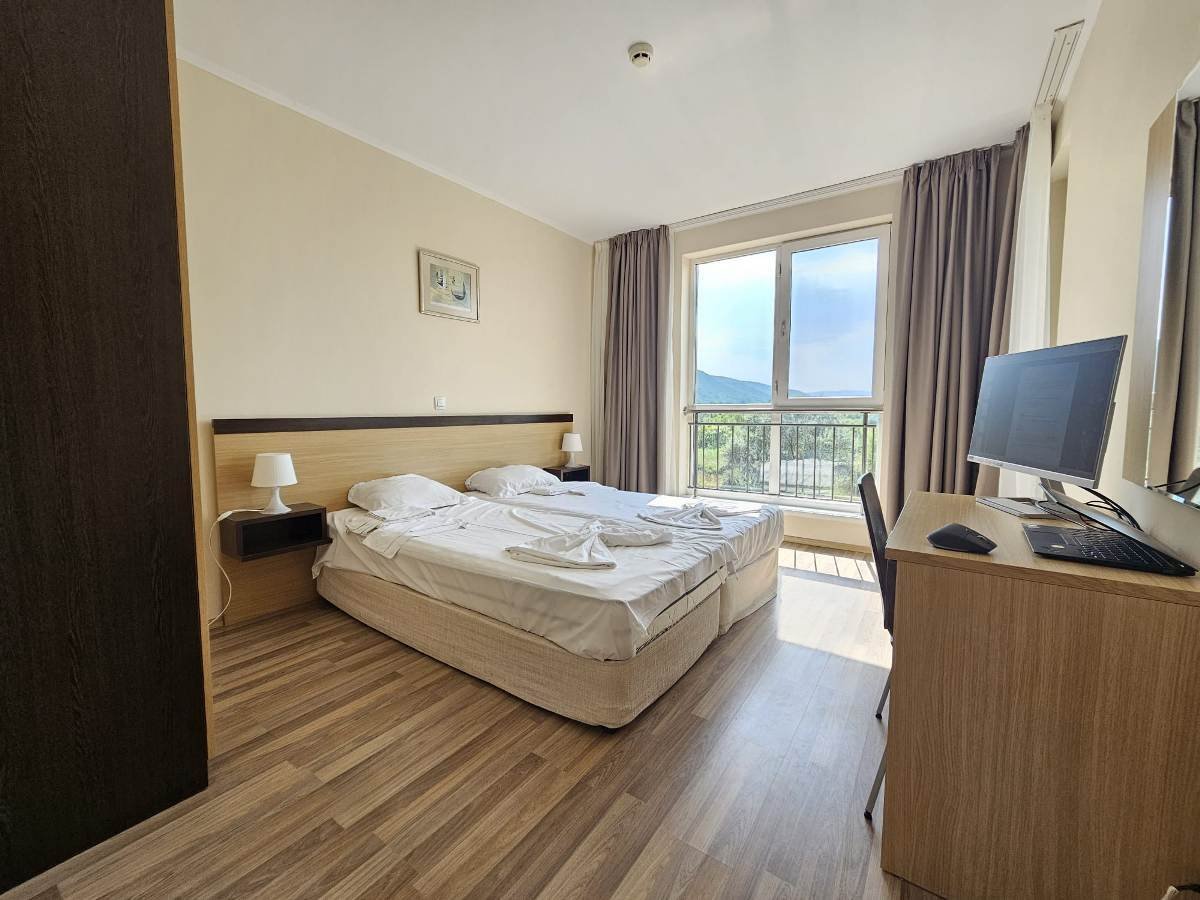 4-pokojowe mieszkanie z widokiem na morze i basen w kompleksie Obzor Beach Resort, Obzor, Bułgaria