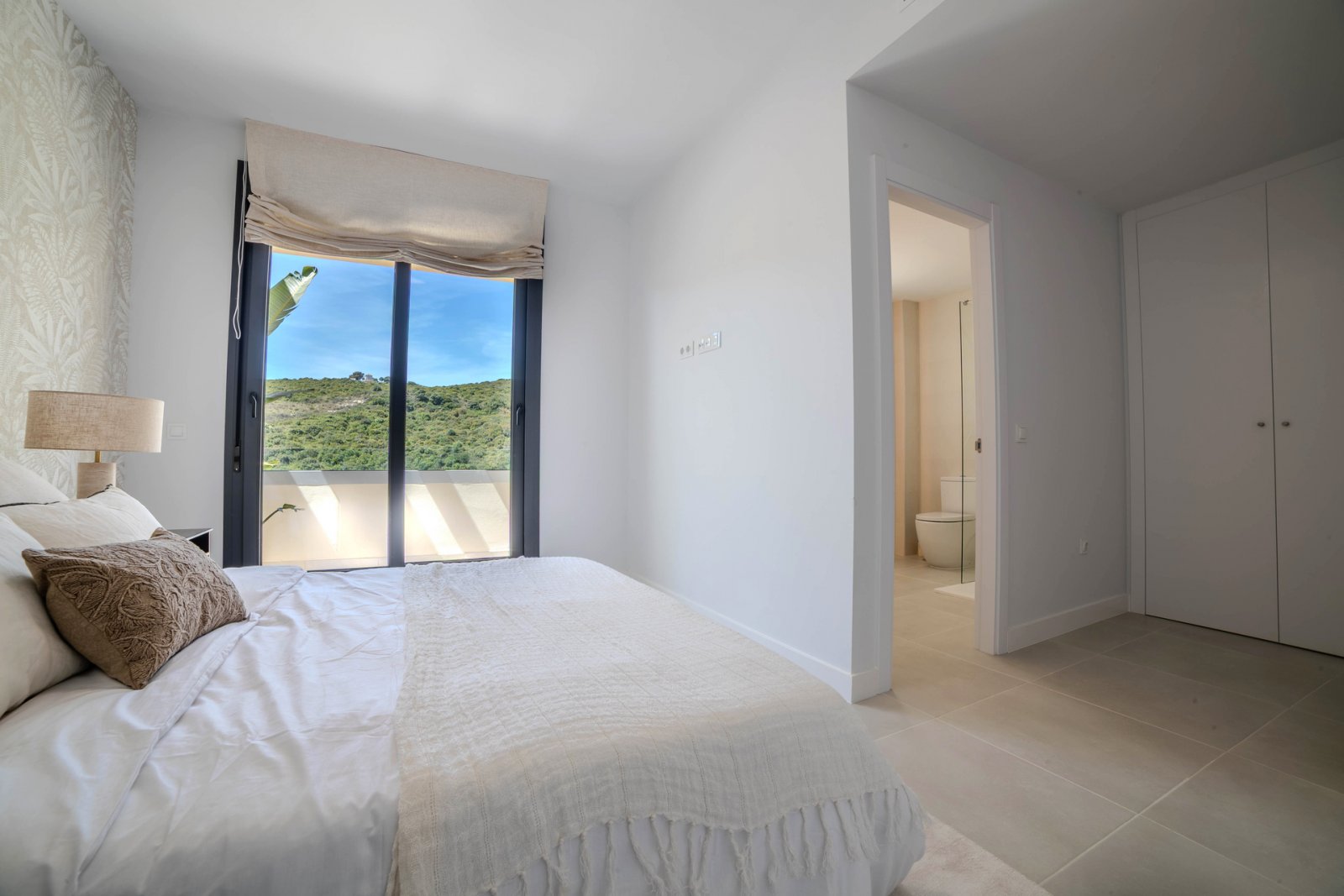Luksusowe apartamenty z widokiem na morze, Casares