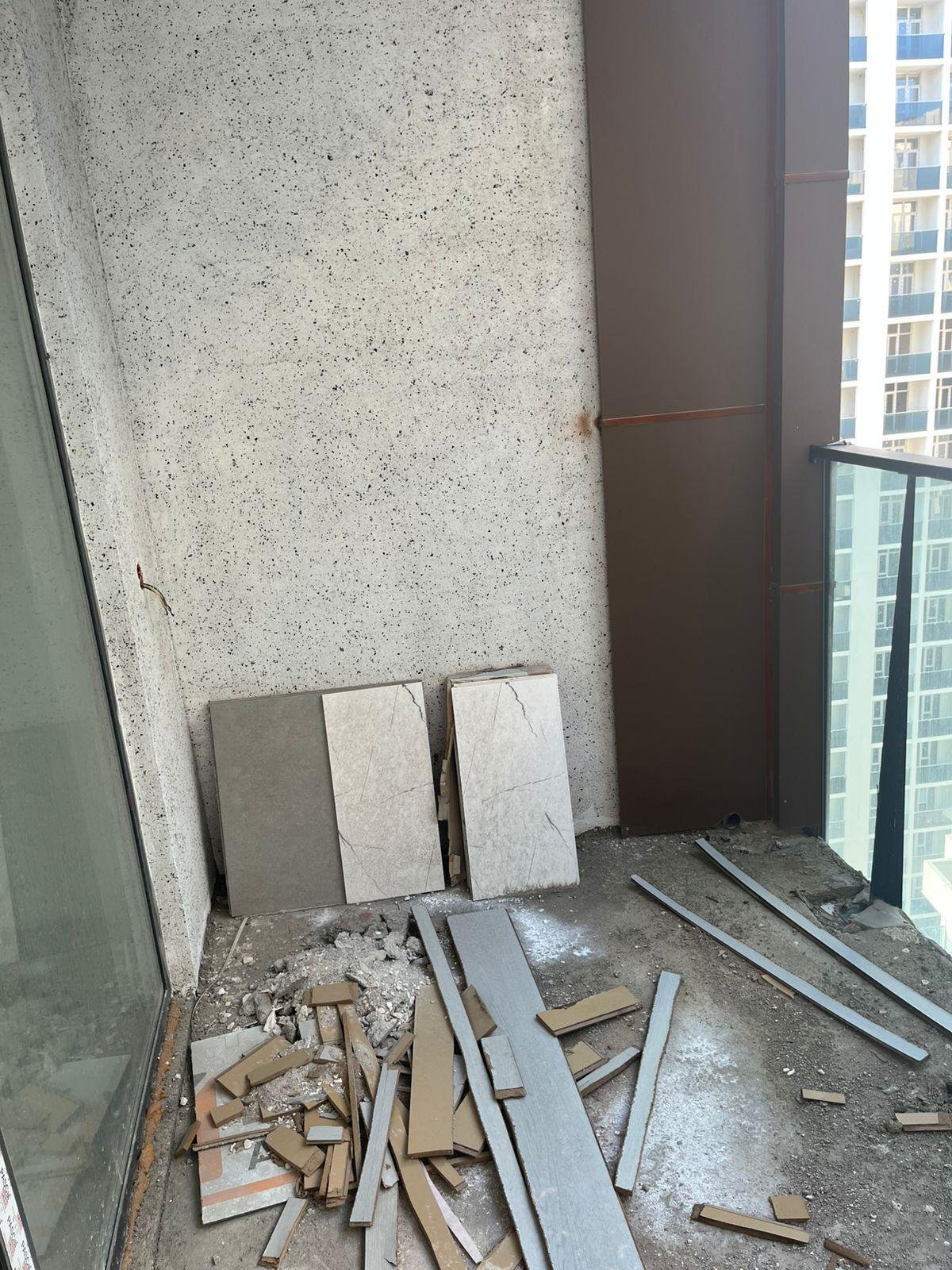 Studio-apartament na wysokim piętrze przy Nowym Bulwarze, Batumi, Gruzja – prywatny balkon, basen na dachu i bliskość do morza