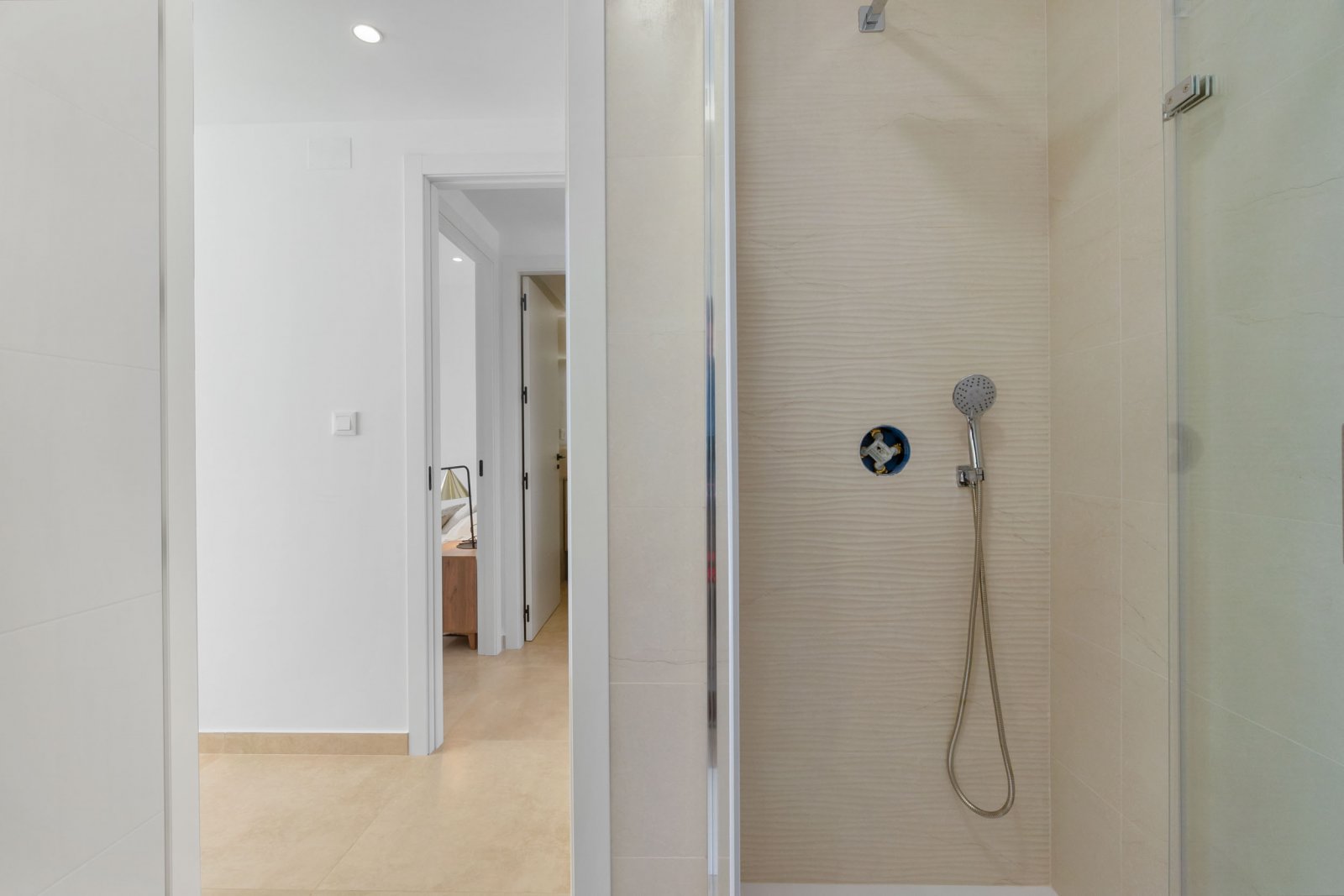 Nowoczesny bungalow blisko morza, basen wspólny, Torrevieja