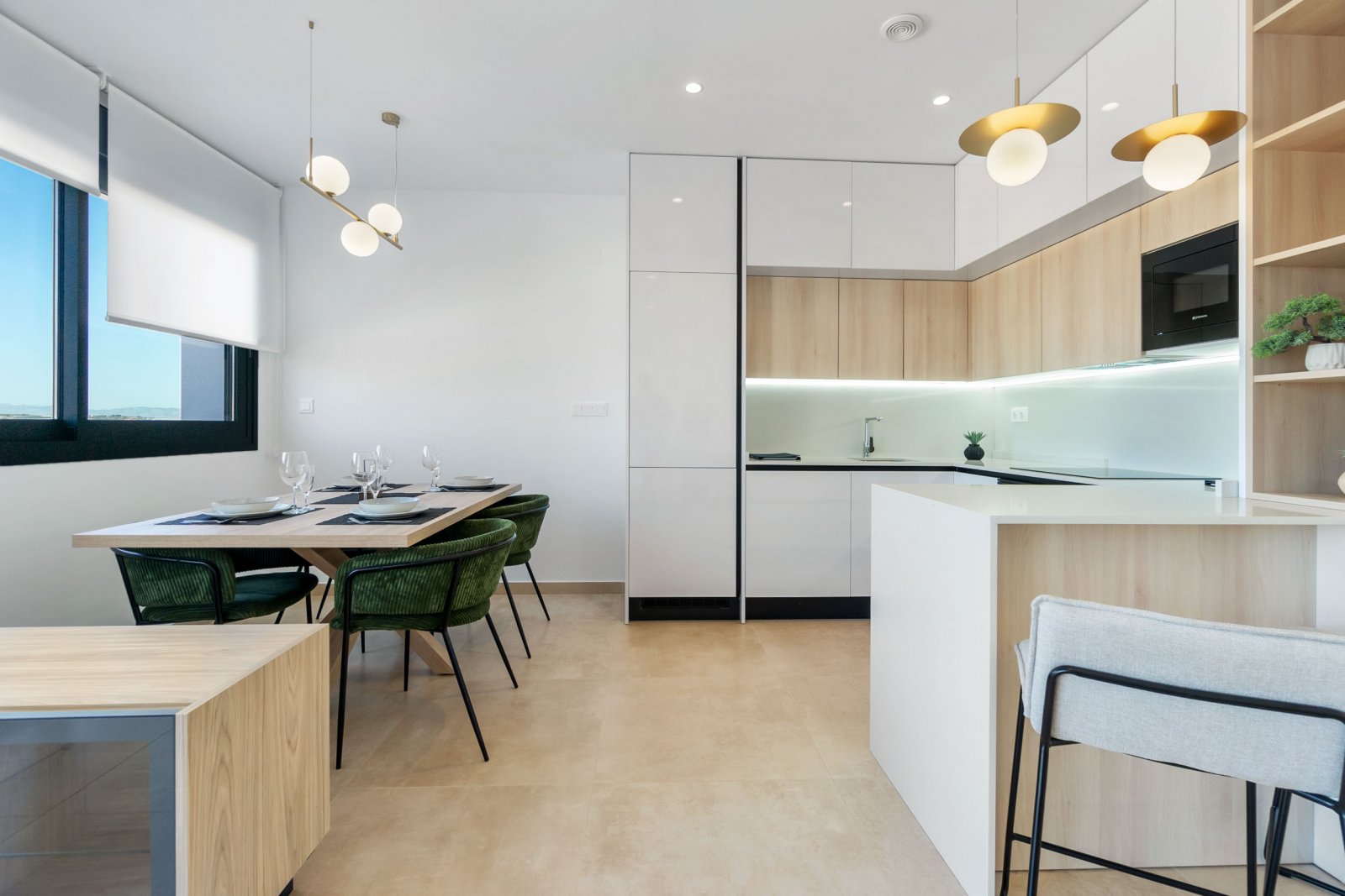 Nowoczesny bungalow blisko morza, basen wspólny, Torrevieja