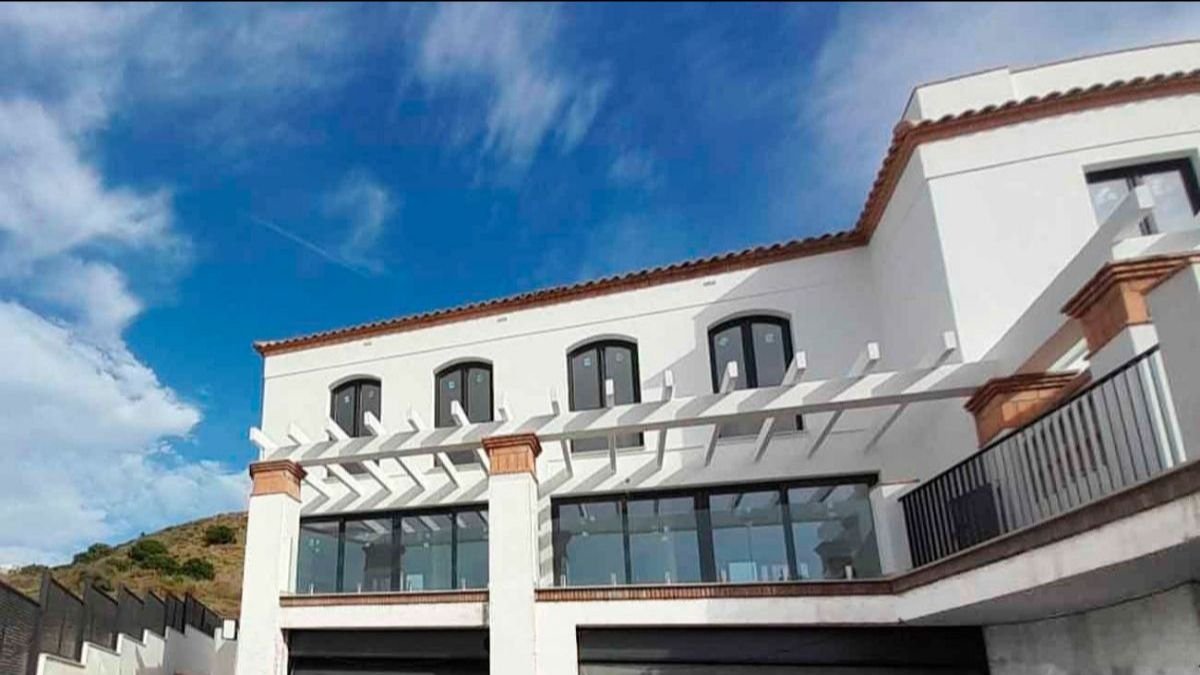 Elegancki dom szeregowy z basenem i widokiem na morze, El Peñoncillo, Torrox