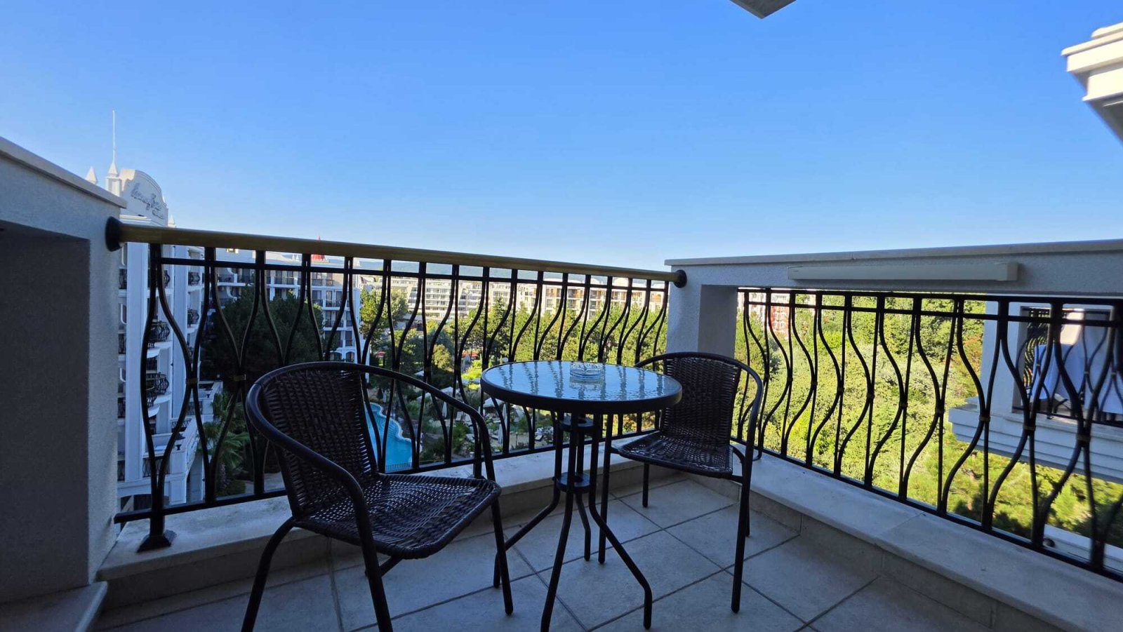 2-pokojowe mieszkanie w luksusowym kompleksie Harmony Suites, Słoneczny Brzeg, Bułgaria