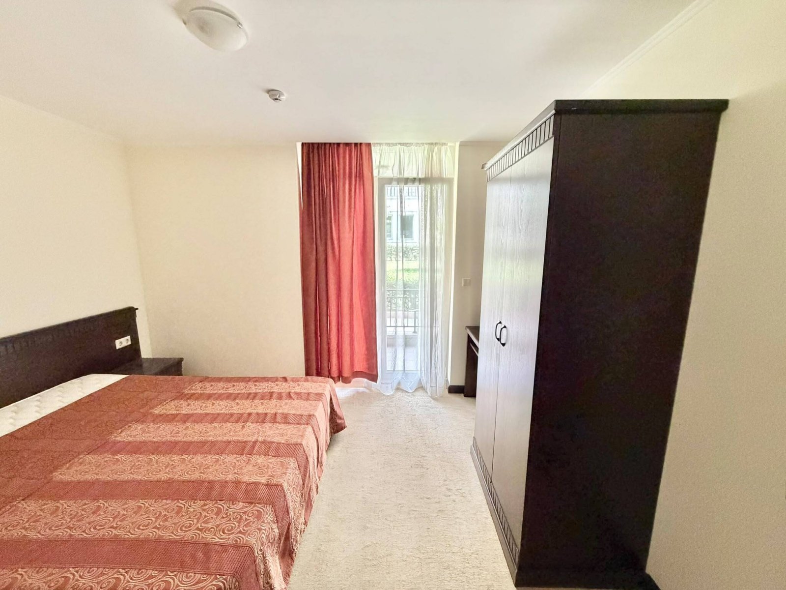 Apartament z jedną sypialnią na pierwszej linii brzegowej w Sunset Resort w Pomorie, Bułgaria