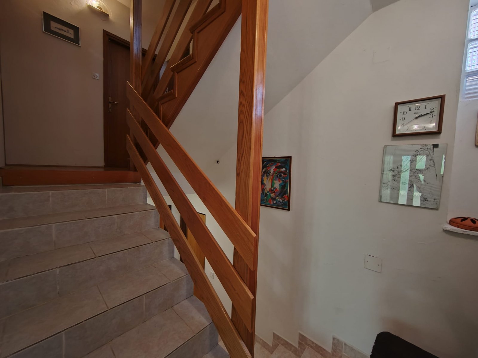 Umeblowany dom z widokiem na ogród i morze, Njivice, Chorwacja