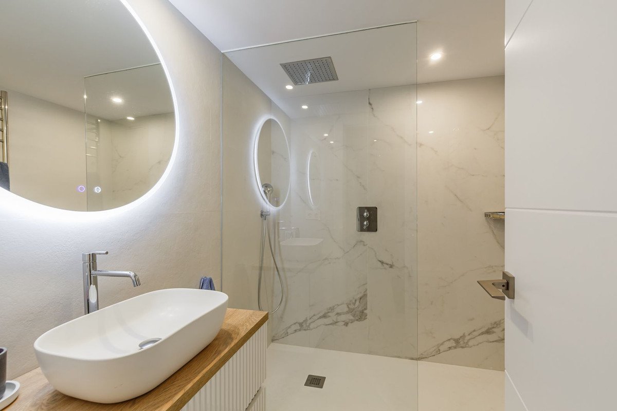 Ekskluzywny apartament z 4 sypialniami w centrum Marbelli, Hiszpania