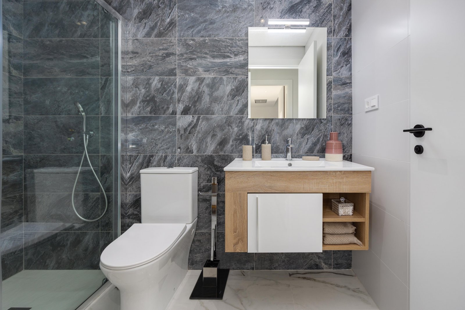 Nowoczesne apartamenty z ogrodem i basenem, San Miguel de Salinas